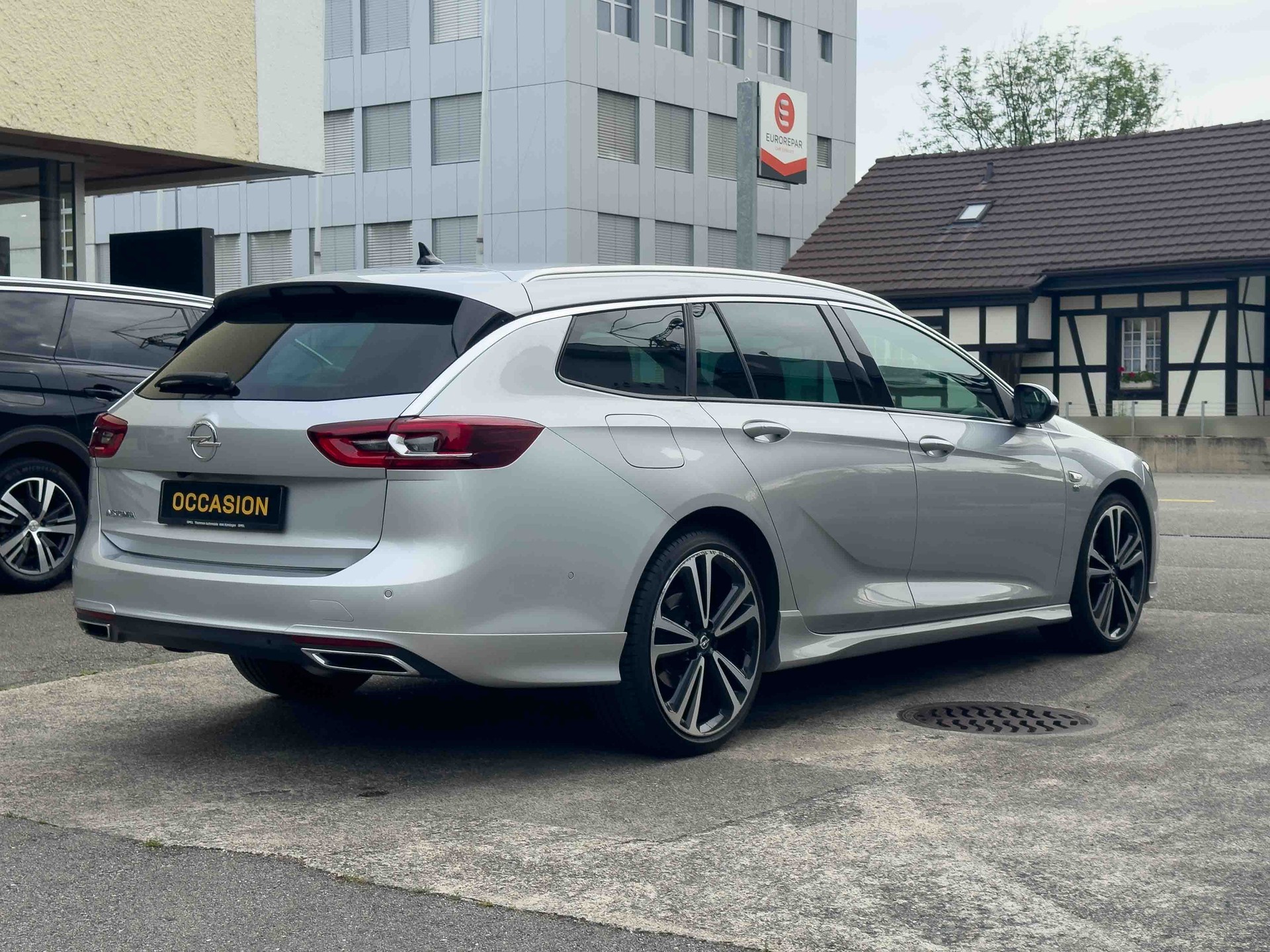 OPEL Insignia 2.0 CDTI Sports Tourer OPC-Line Excellence Automatic-showroom-element-3