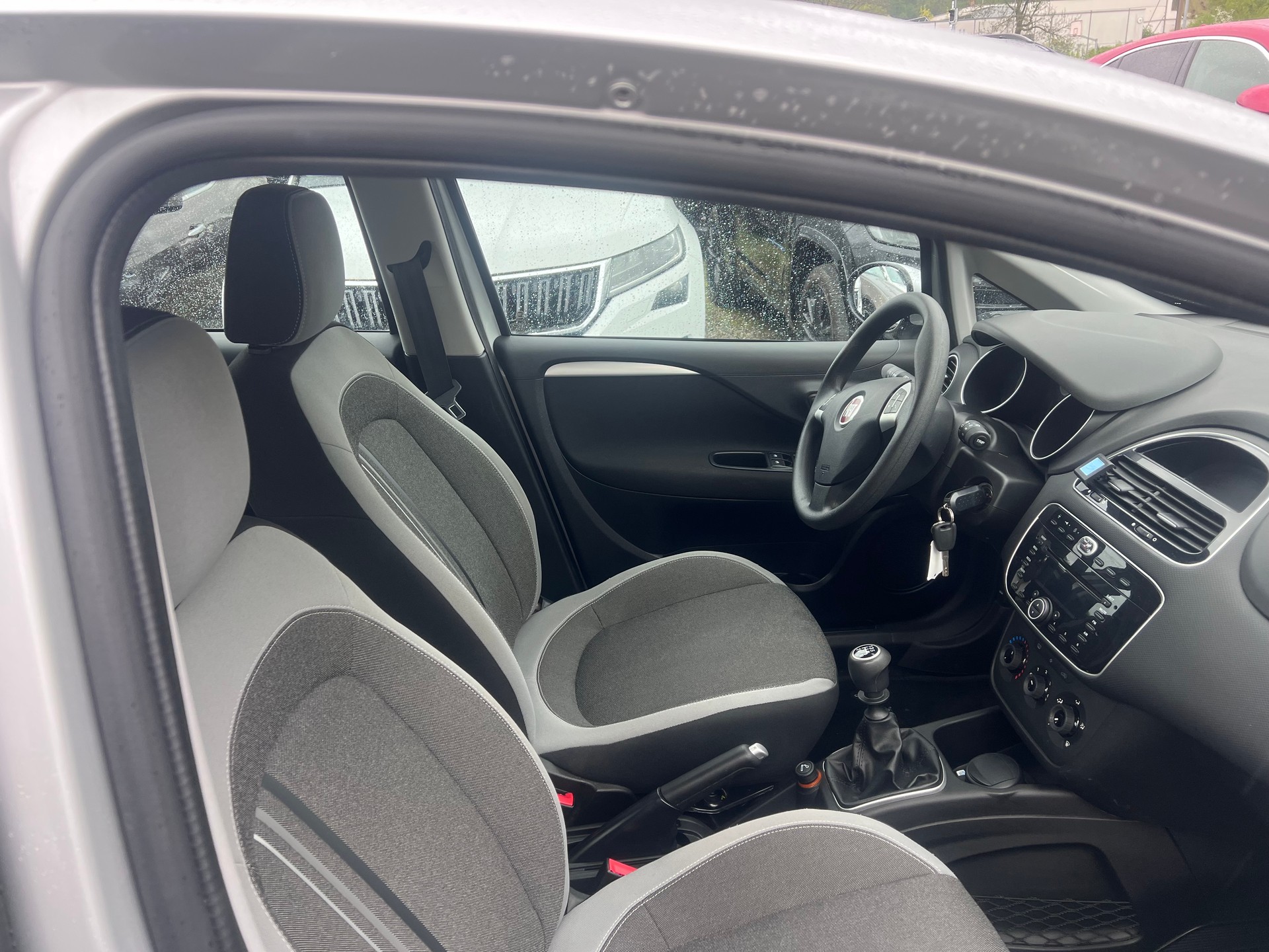 FIAT Punto 1.4 Easy-image-10