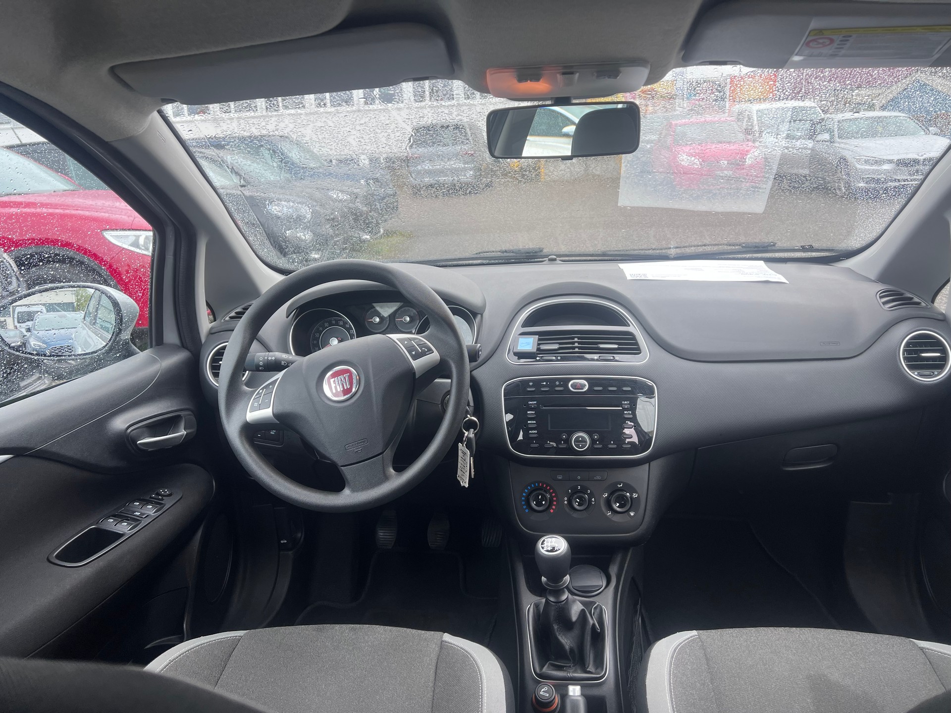 FIAT Punto 1.4 Easy-image-8