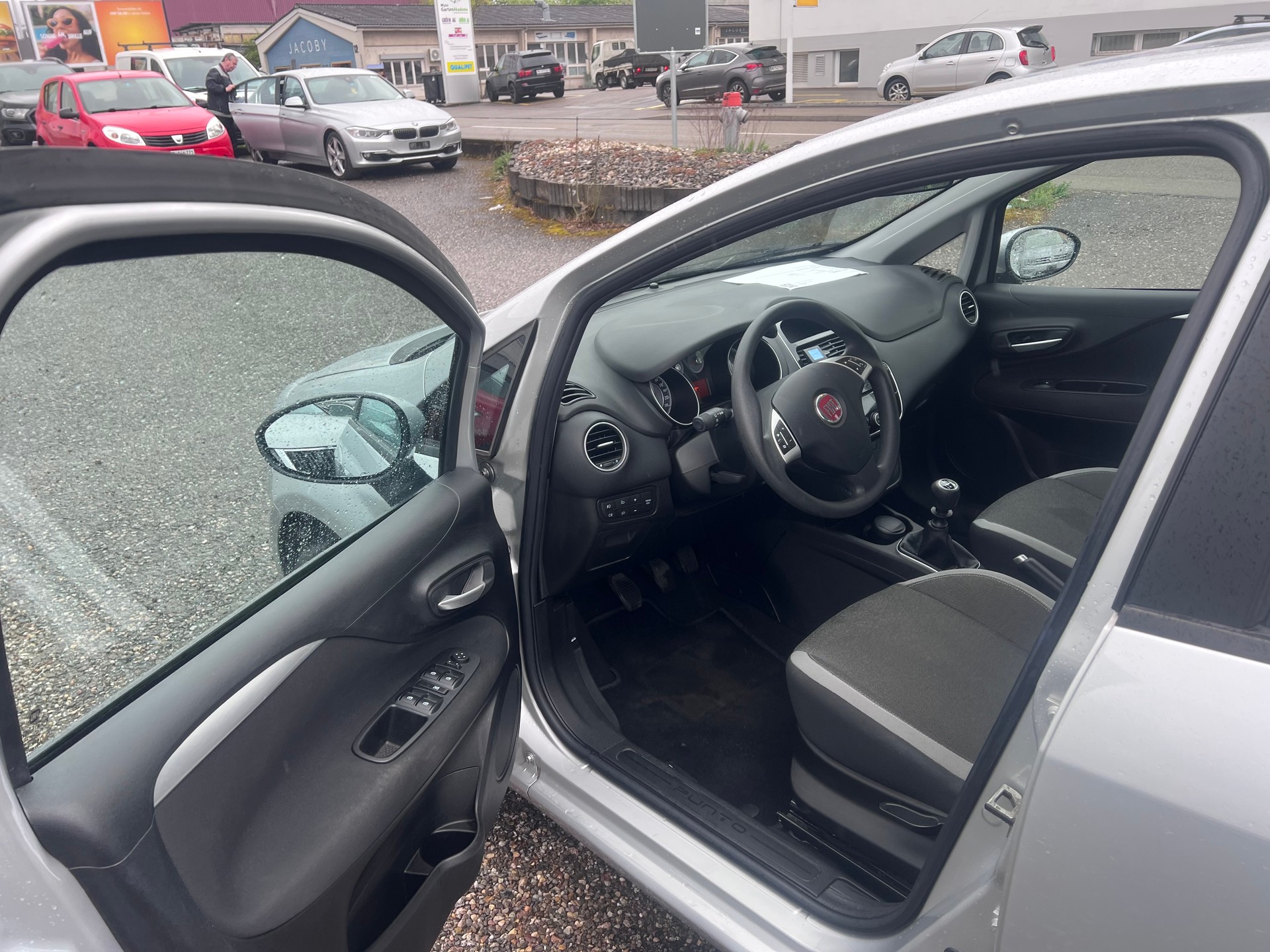 FIAT Punto 1.4 Easy-image-9