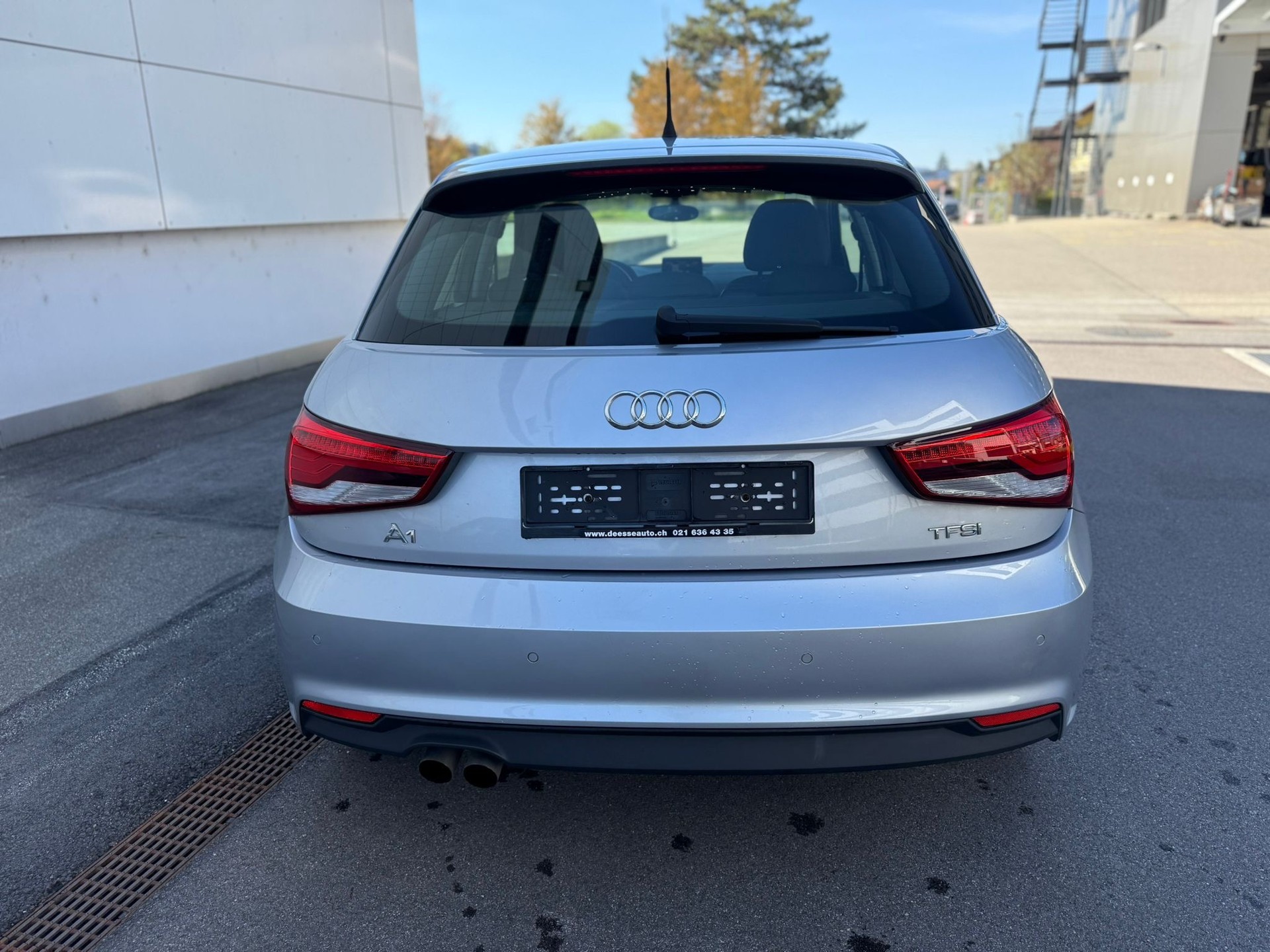 AUDI A1 Sportback 1.4 TFSI Sport S-tronic-image-4