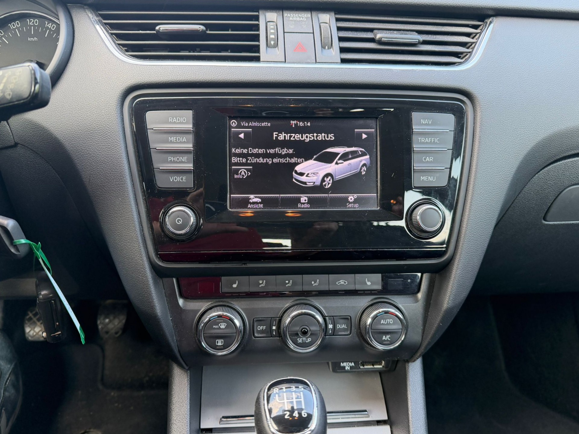 SKODA Octavia Combi 1.4 TSI G-tec Ambition CNG-image-12
