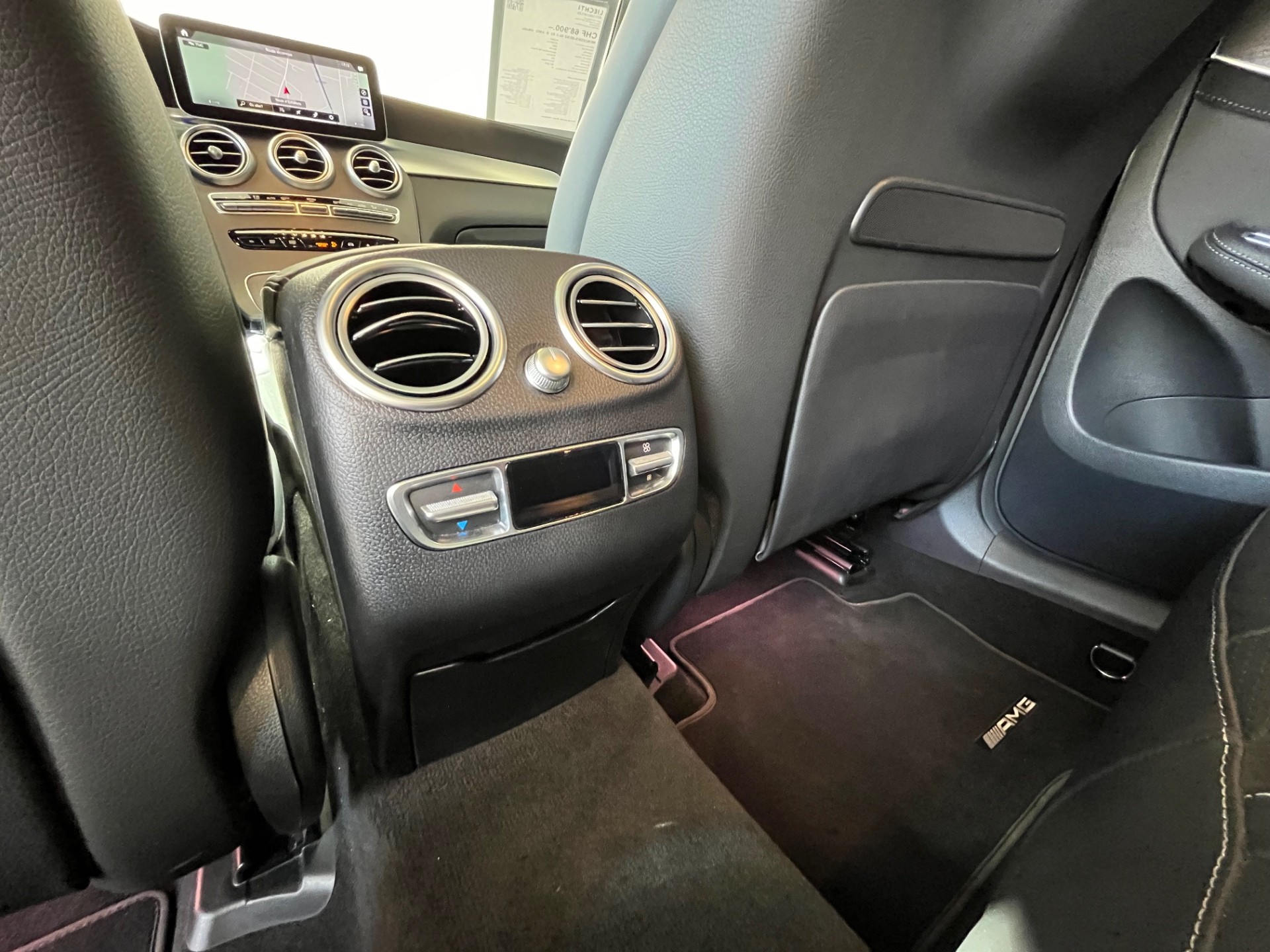MERCEDES-BENZ GLC 63 S AMG 4Matic 9G-Tronic-image-24