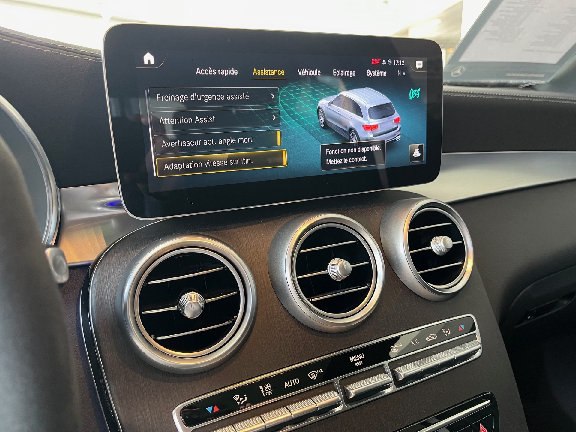 MERCEDES-BENZ GLC 63 S AMG 4Matic 9G-Tronic-image-19