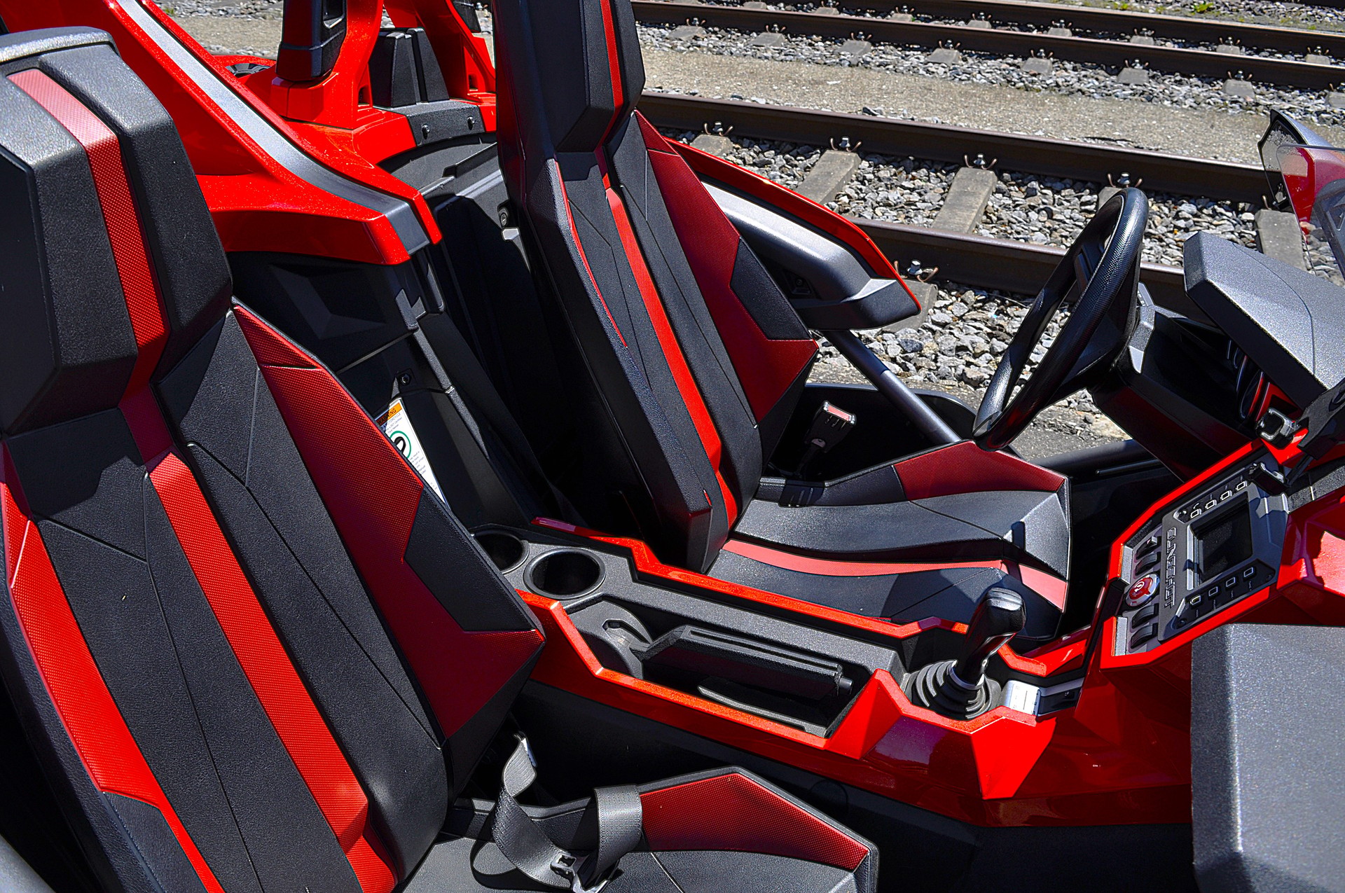 PGO POLARIS SLINGSHOT SL-image-7