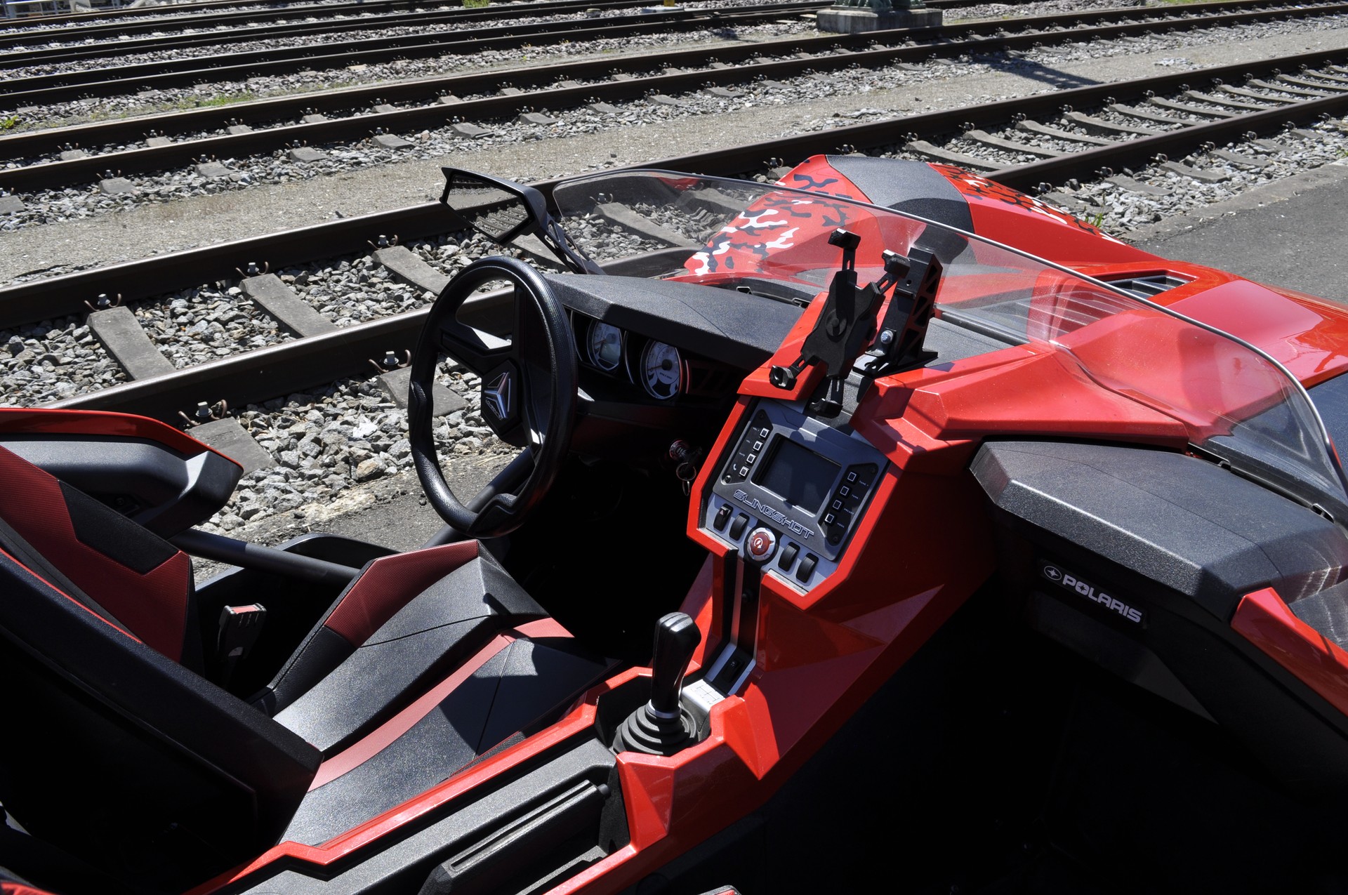 PGO POLARIS SLINGSHOT SL-image-8
