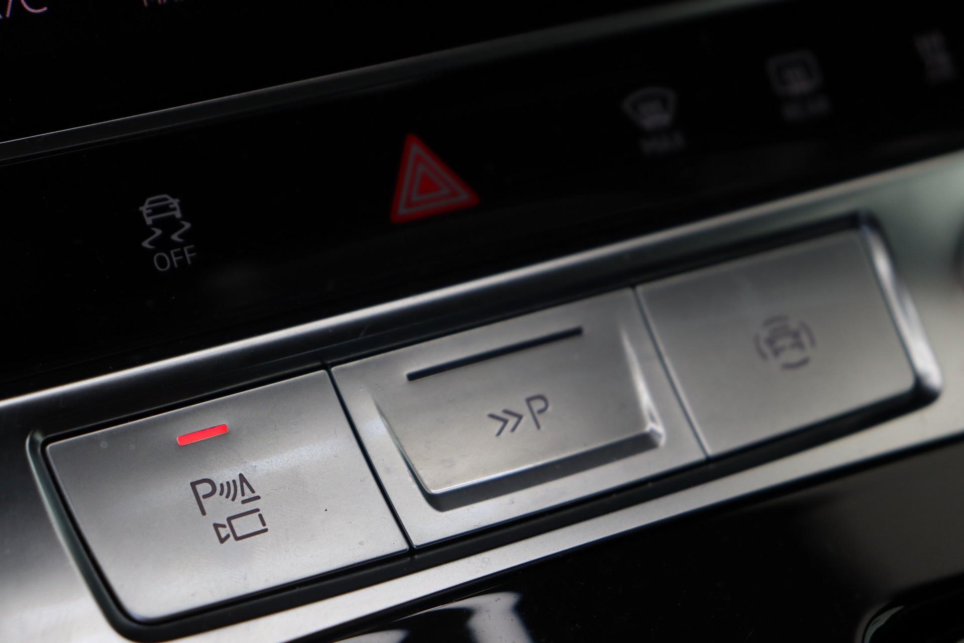 AUDI RS6 Avant 4.0 TFSI V8 quattro **CH-FZ**-image-27