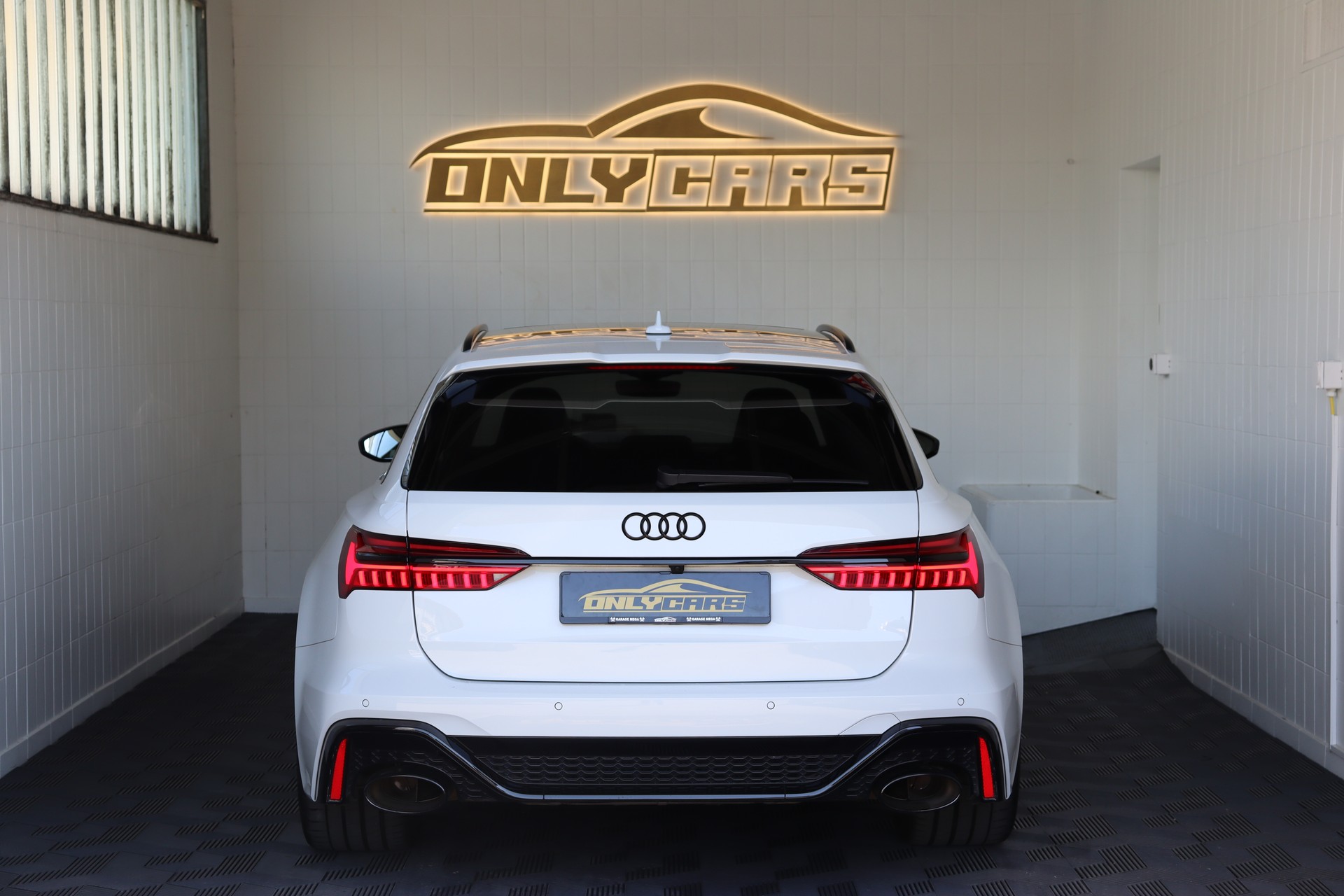 AUDI RS6 Avant 4.0 TFSI V8 quattro **CH-FZ**-image-7