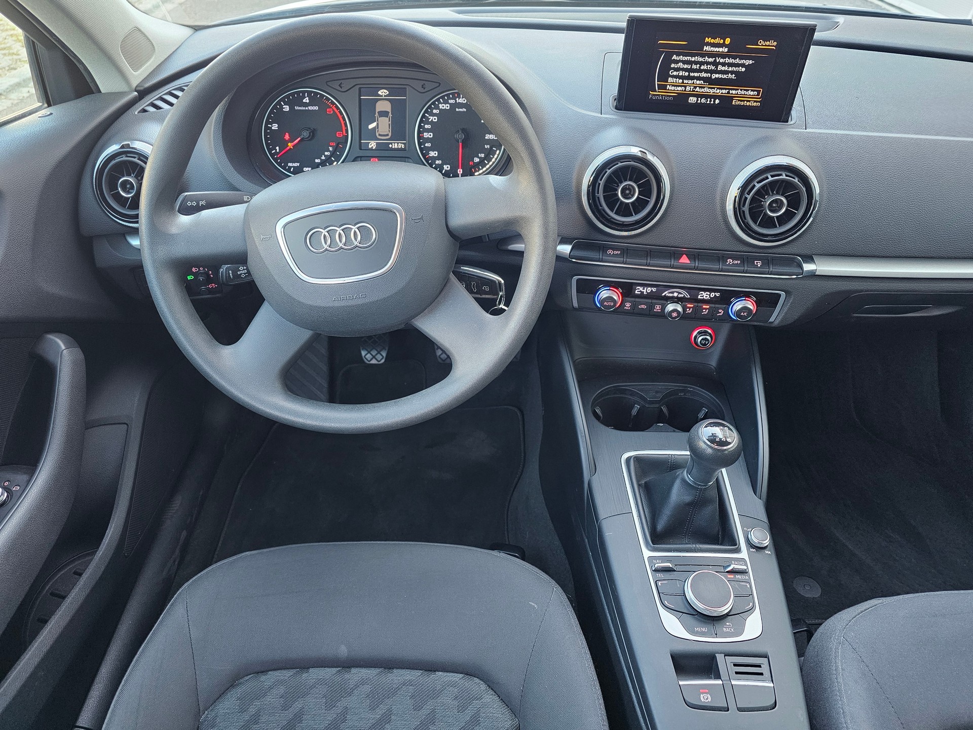 AUDI A3 Sportback 1.6 TDI Attraction-image-13