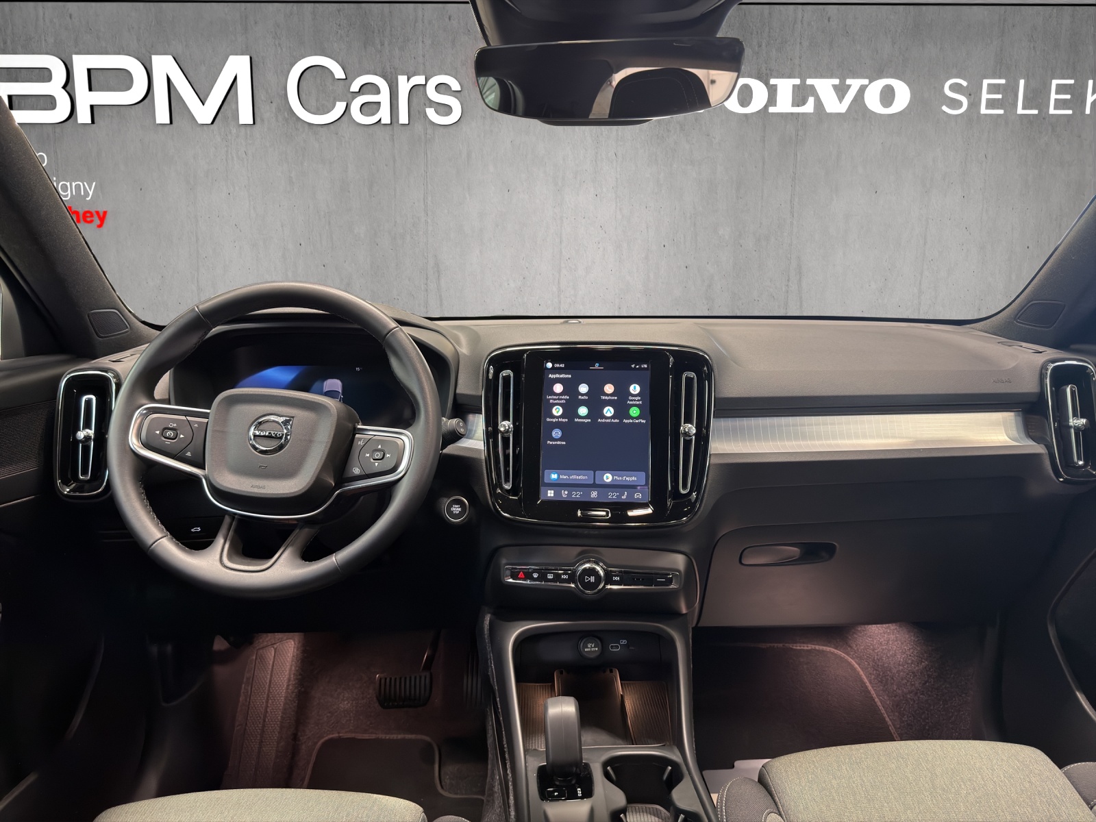 VOLVO XC40 B3 Benzin Mild Hybrid Xcite DCT-image-13