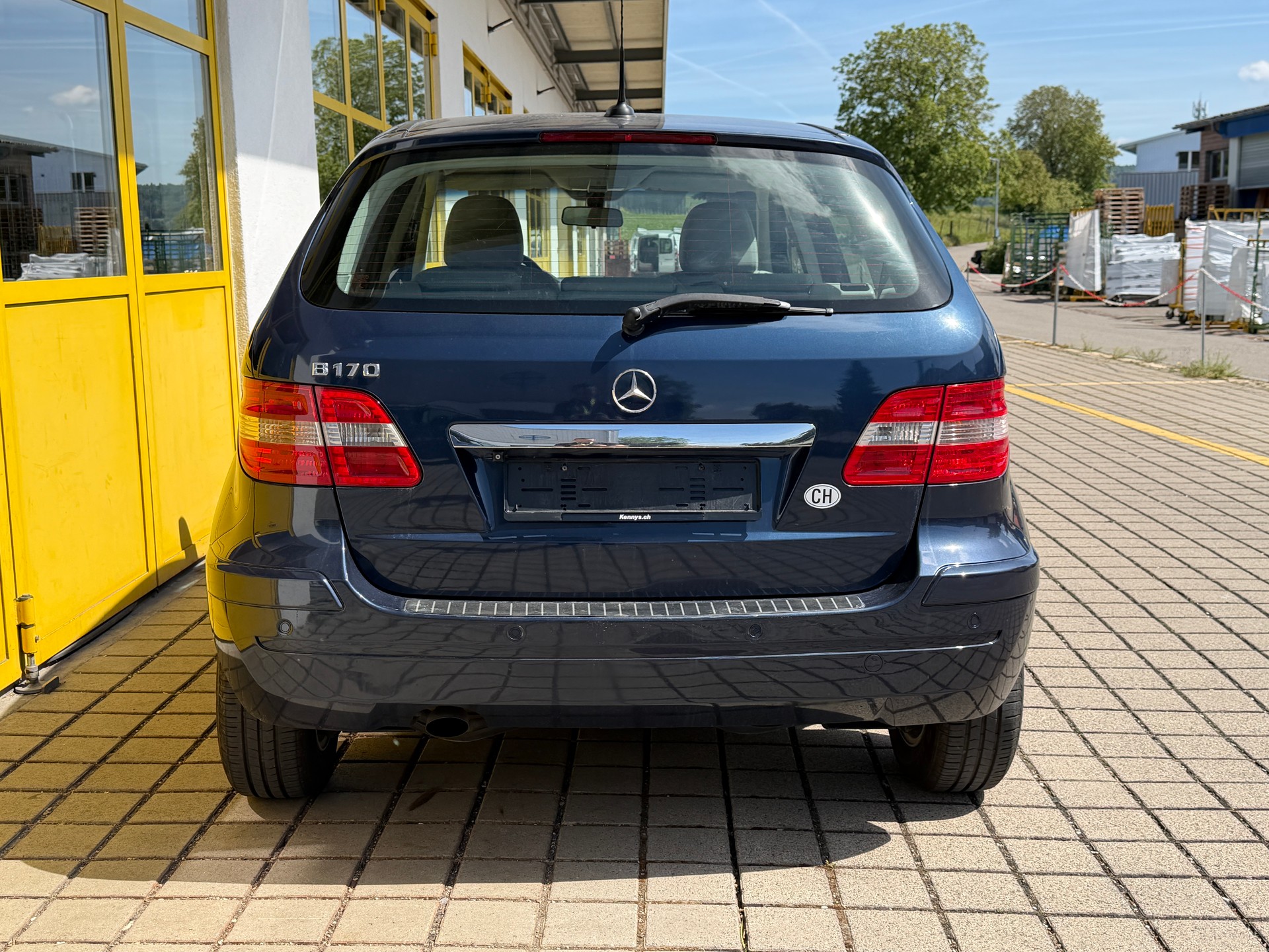 MERCEDES-BENZ B 170-image-7