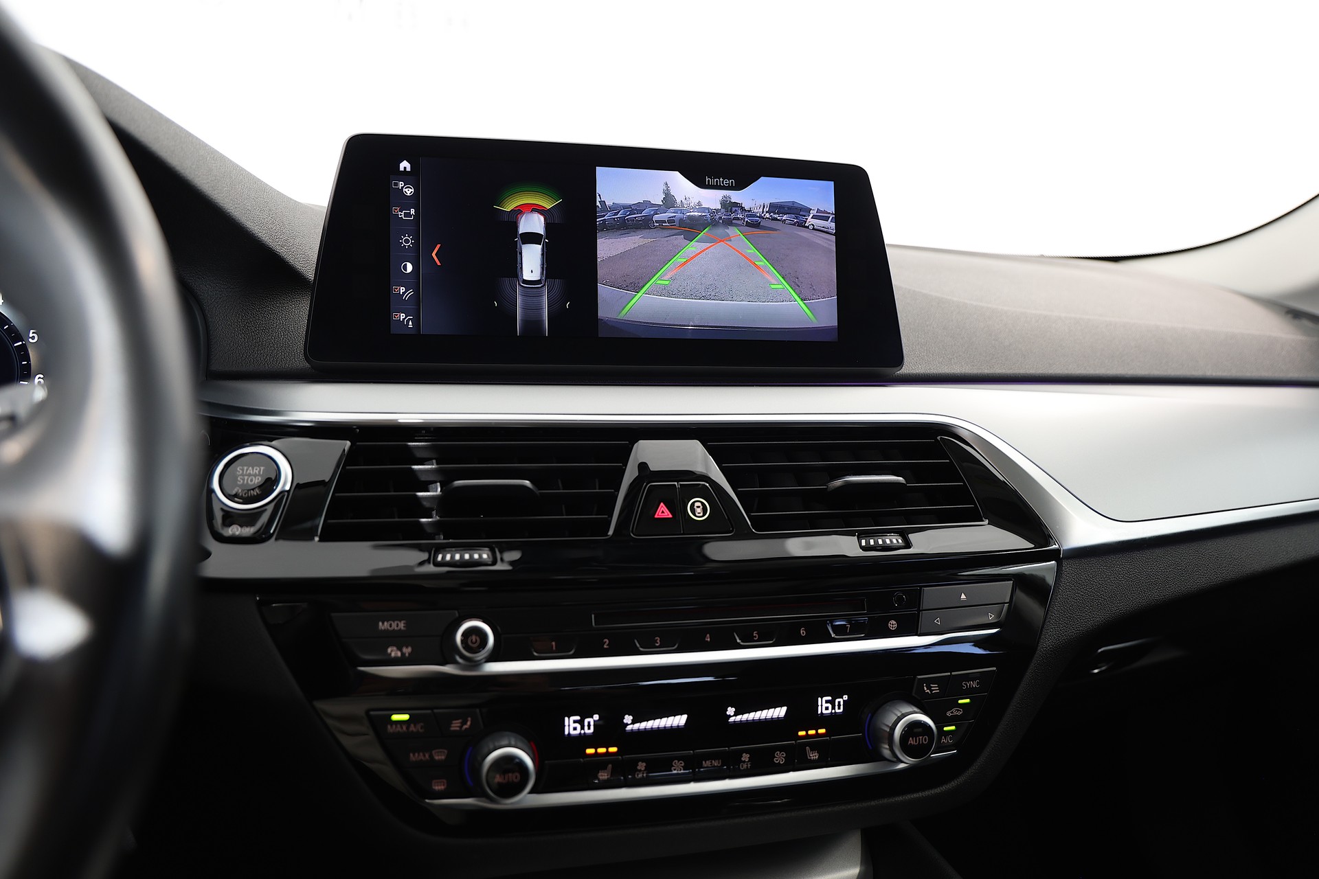 BMW 530i xDrive Touring Steptronic-image-13
