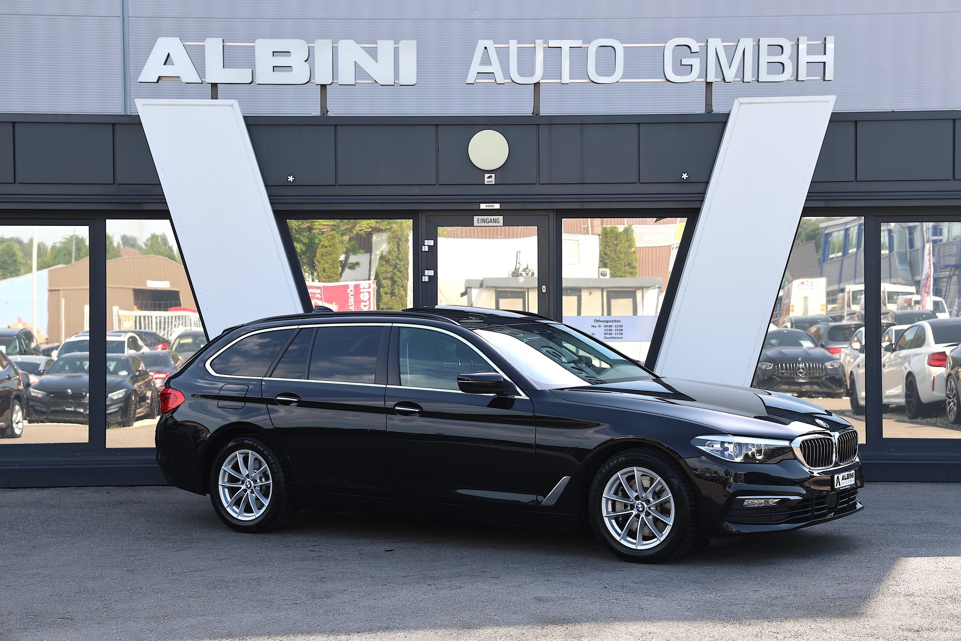 BMW 530i xDrive Touring Steptronic-image-1