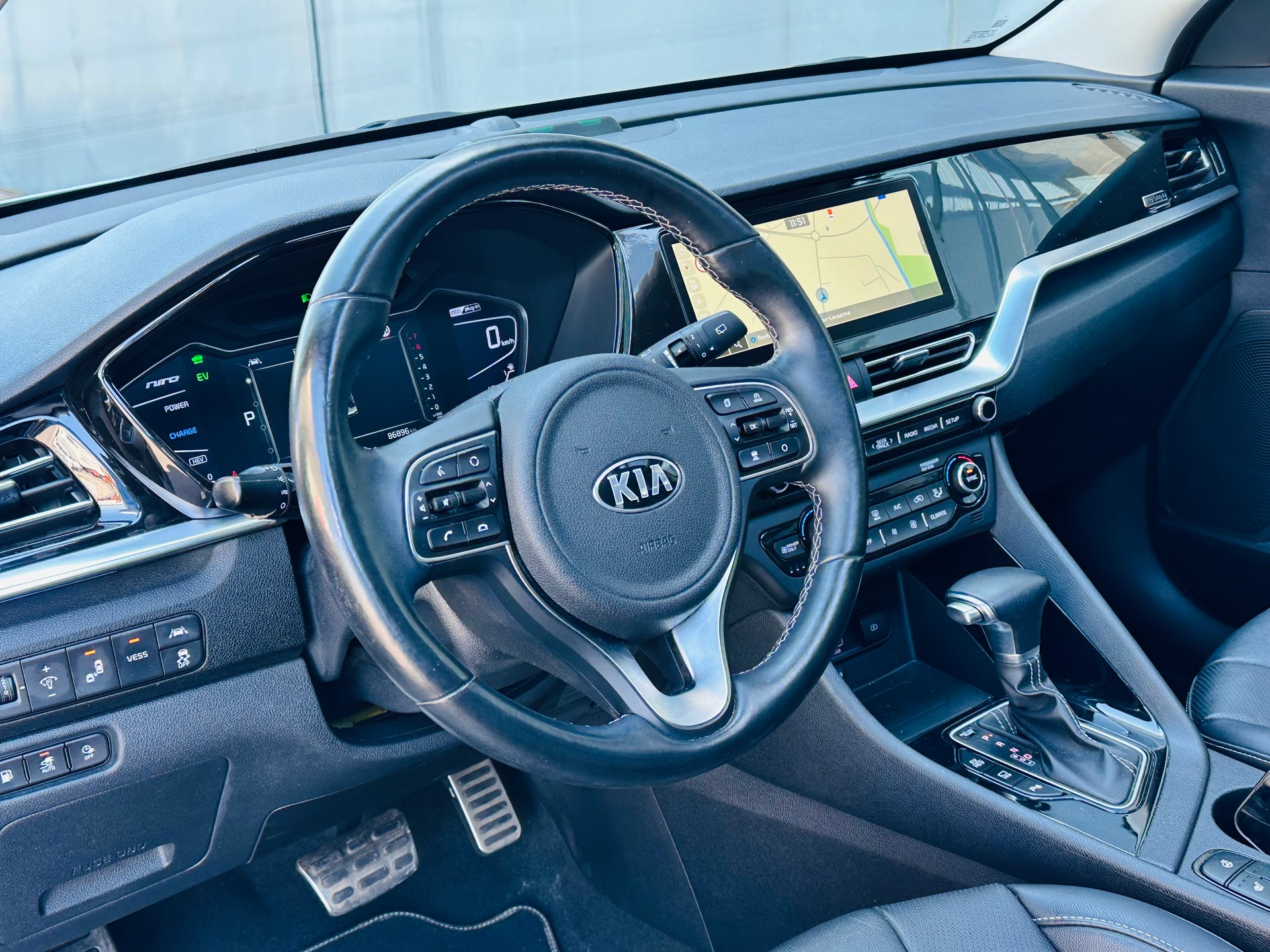 KIA Niro 1.6GDi Plug-in Hybrid Style DCT-image-12