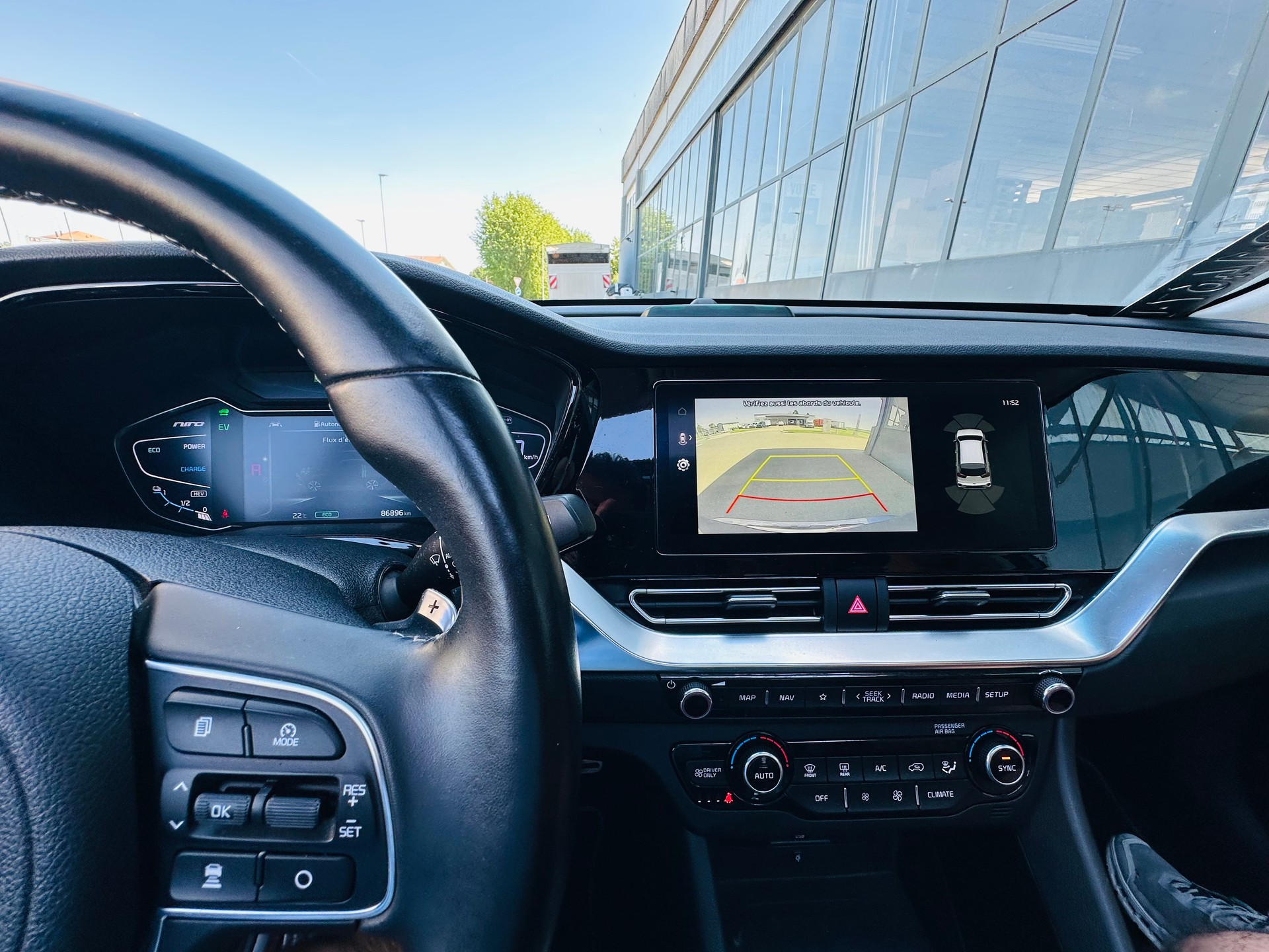 KIA Niro 1.6GDi Plug-in Hybrid Style DCT-image-17