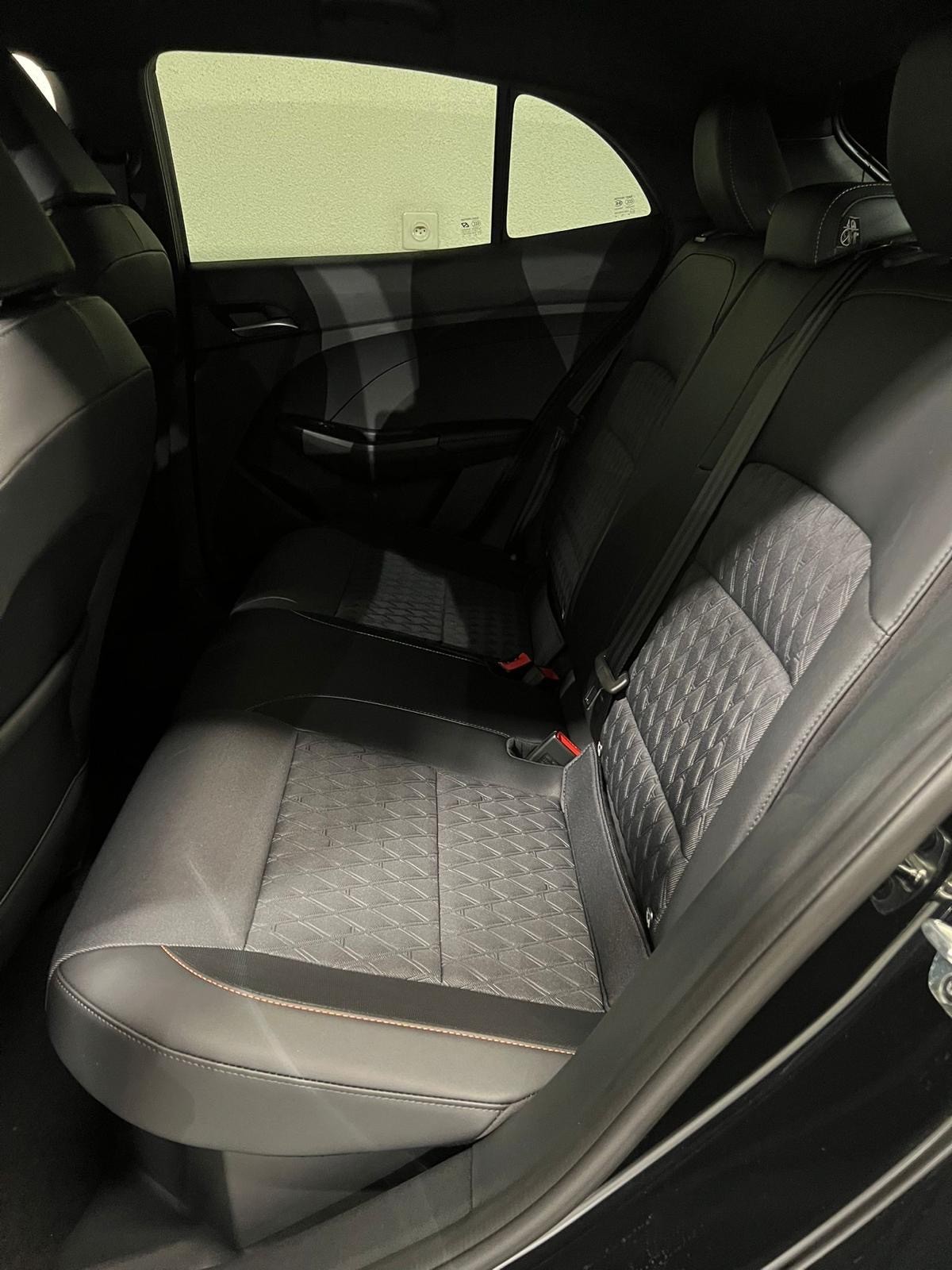 MG 3 1.5 Hybrid Luxury Aut.-image-8