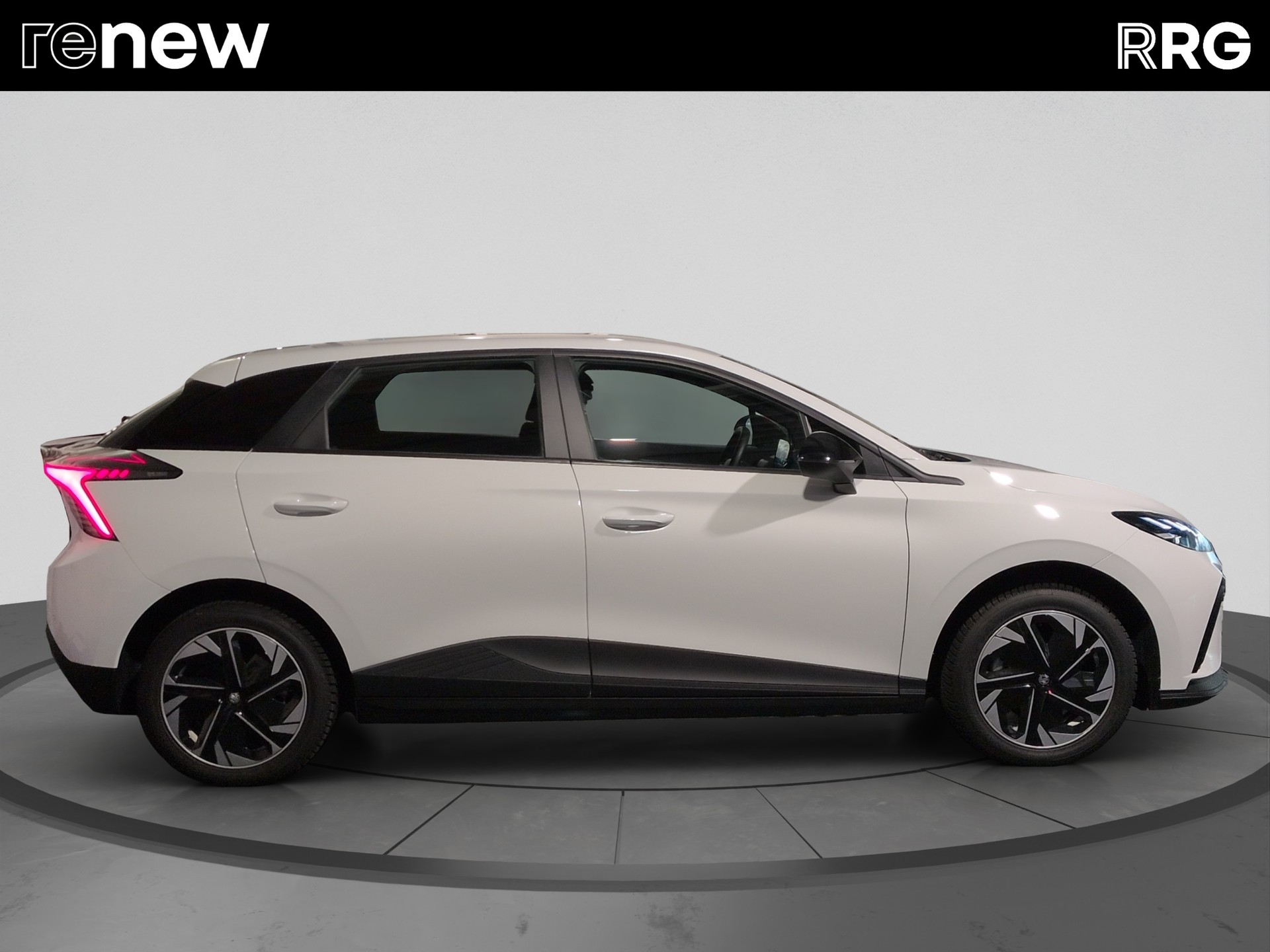 MG 4 EV 51kWh Standard-showroom-element-1