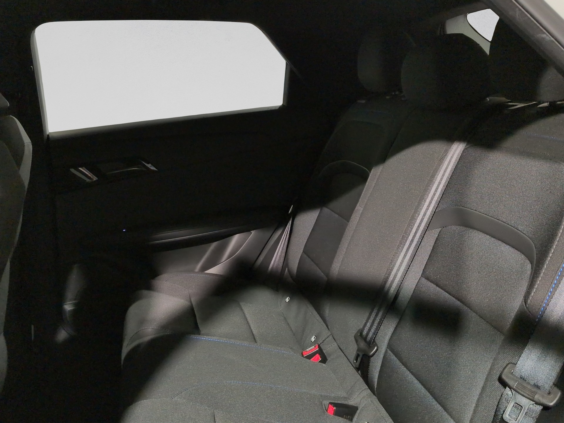 MG 4 EV 51kWh Standard-image-14