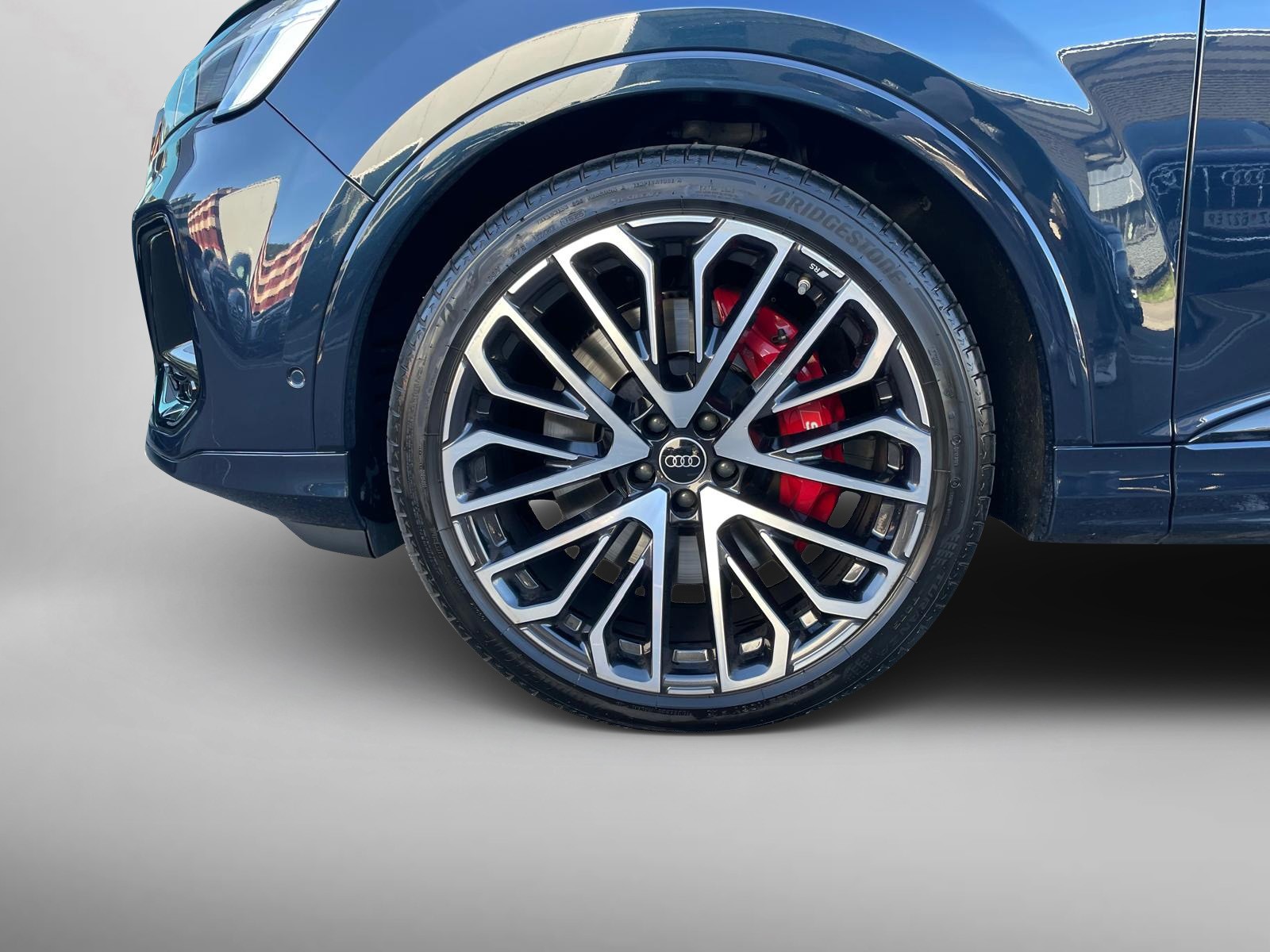 AUDI SQ7 TFSI quattro tiptronic-image-3