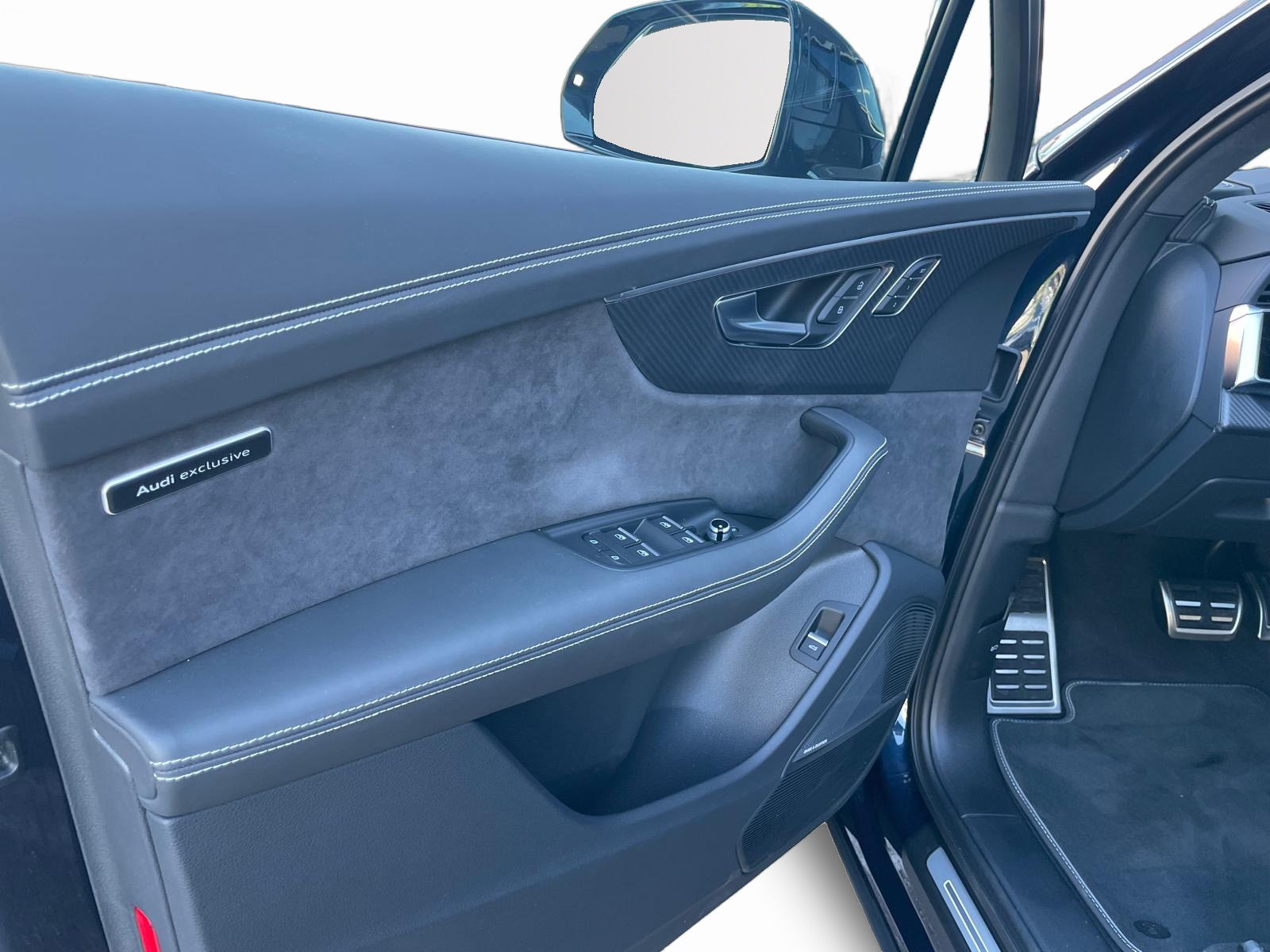 AUDI SQ7 TFSI quattro tiptronic-image-6
