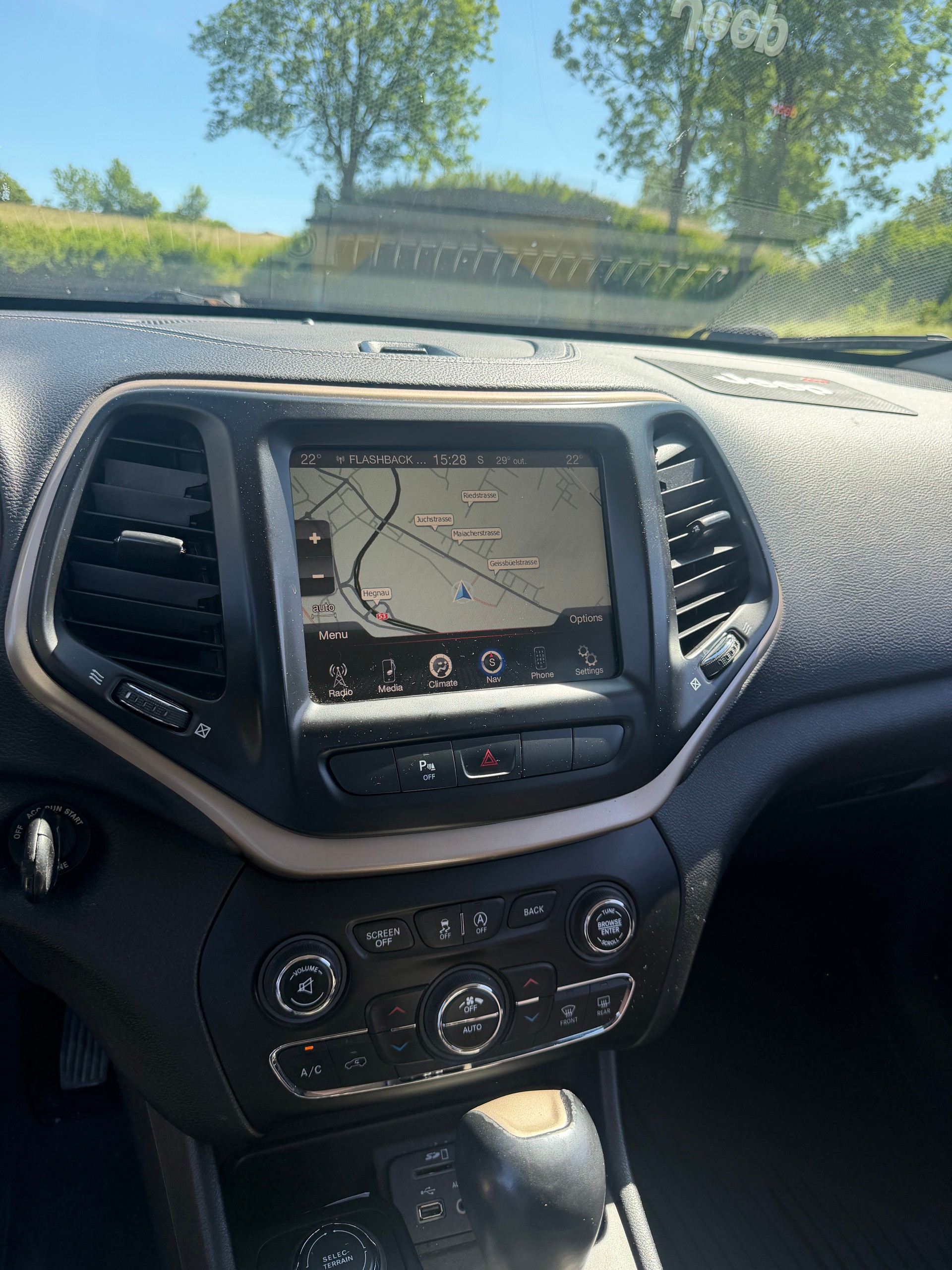 JEEP Cherokee 2.0TD Limited AWD 9ATX-image-11