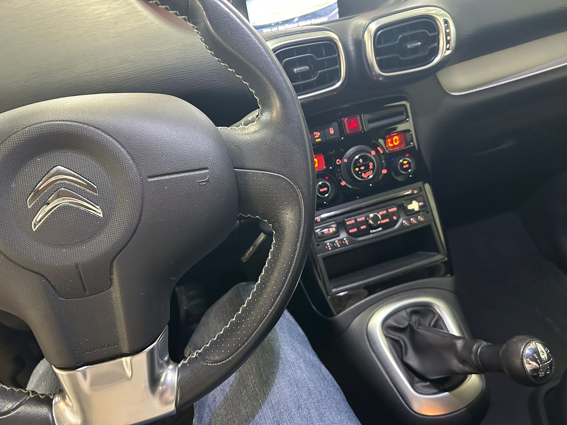CITROEN C3 Picasso 1.6 BlueHDi Exclusive-image-10