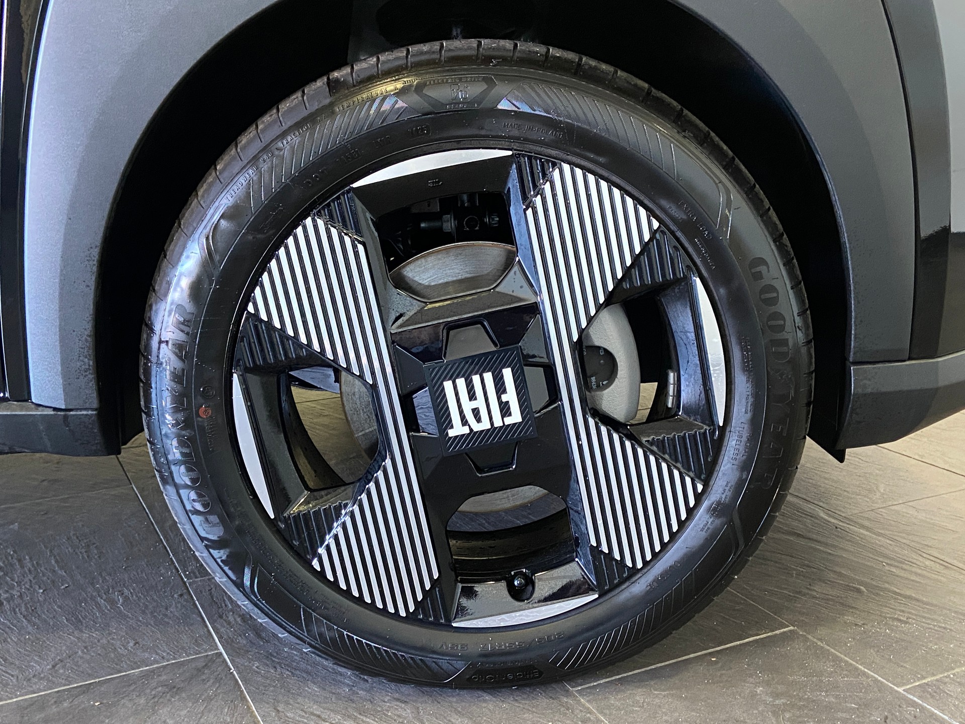 FIAT Grande Panda 1.2 La Prima-showroom-element-3