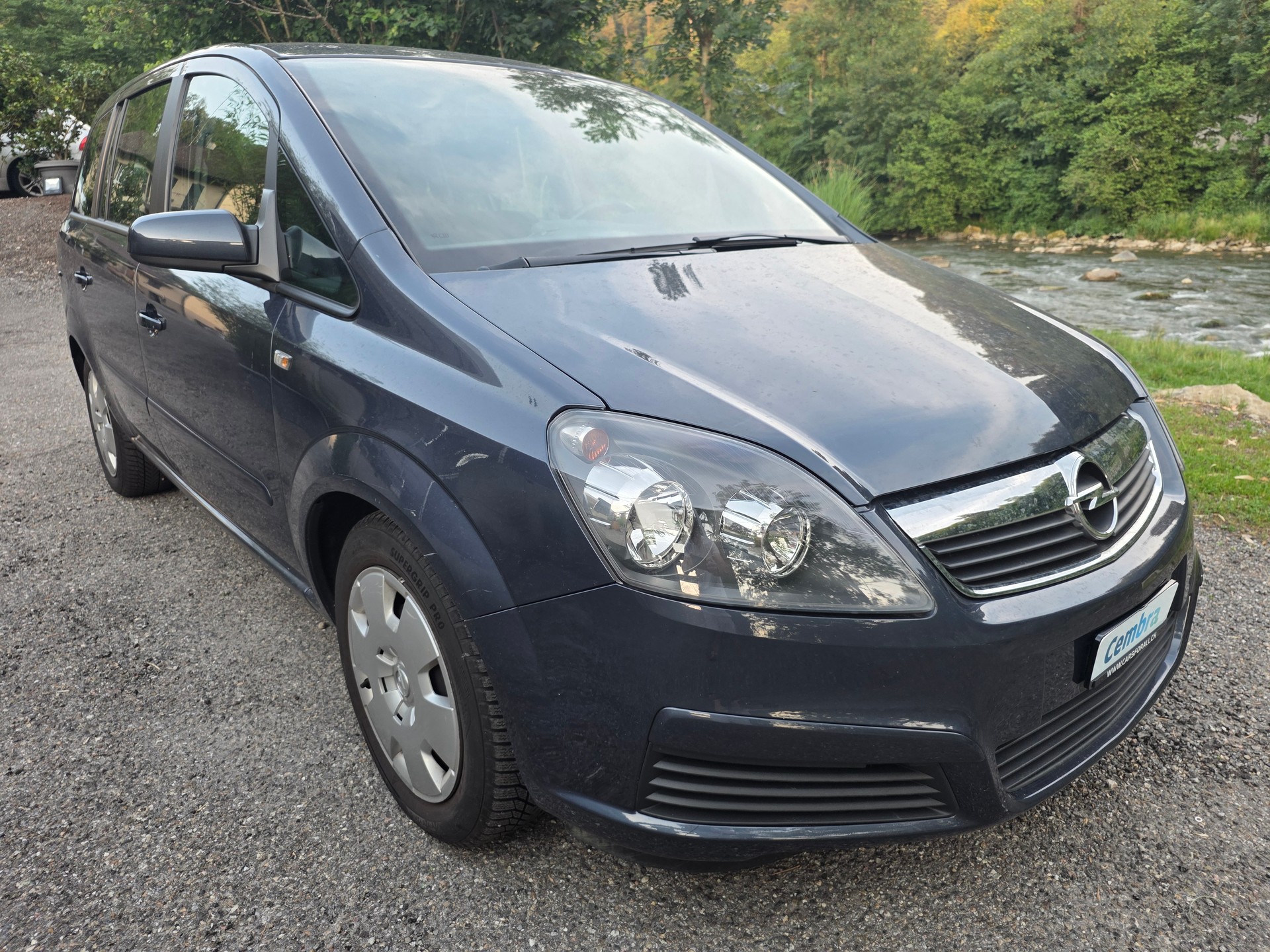 OPEL Zafira 2.2i 16V ☆☆☆ MFK: 26.02.2025 ☆☆☆ Sommer- und Winterräder ☆☆☆