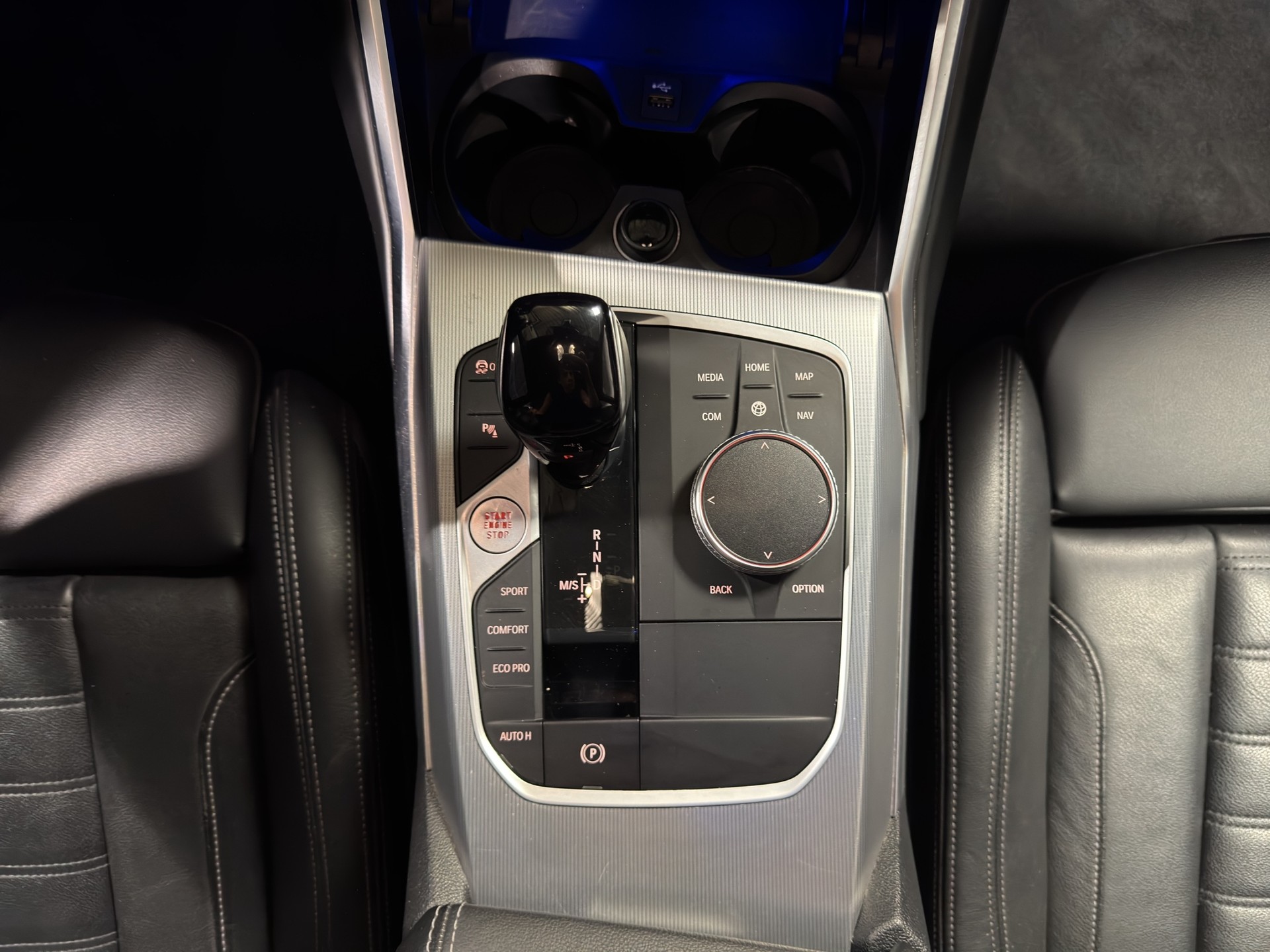 BMW M340i xDrive Touring-image-10