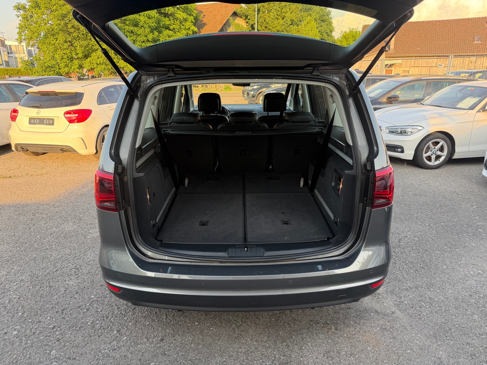 SEAT Alhambra 2.0 TDI Style Advanced DSG ** 7- Plätzer**-image-8