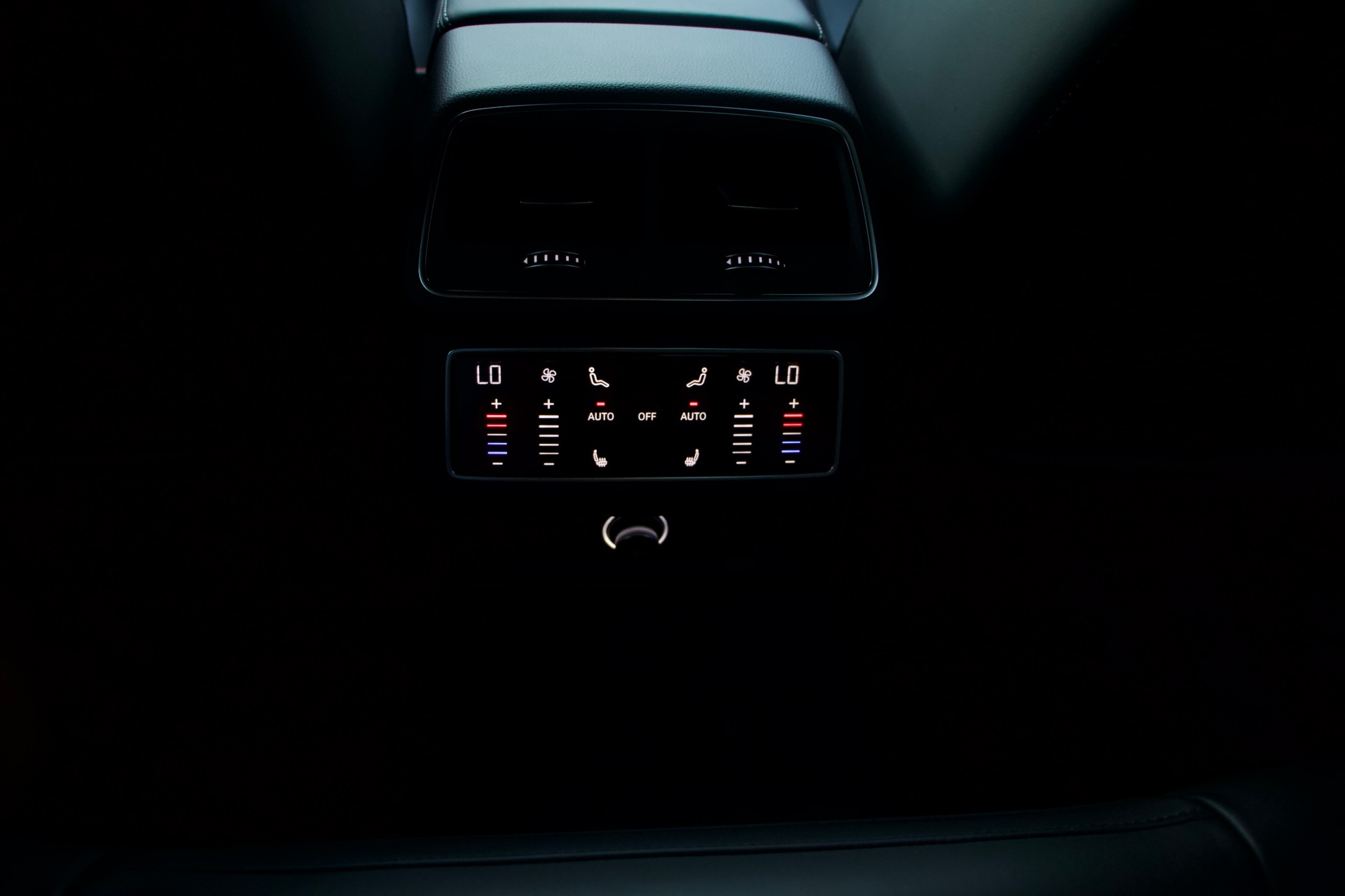 AUDI A7 Sportback 55 TFSI quattro S-Tronic-image-16