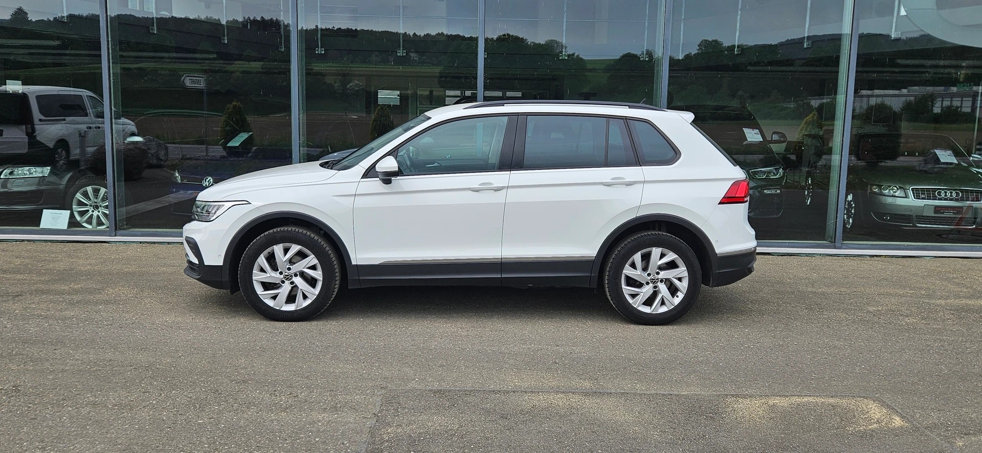 VW Tiguan 2.0 TDI SCR Elegance 4Motion DSG