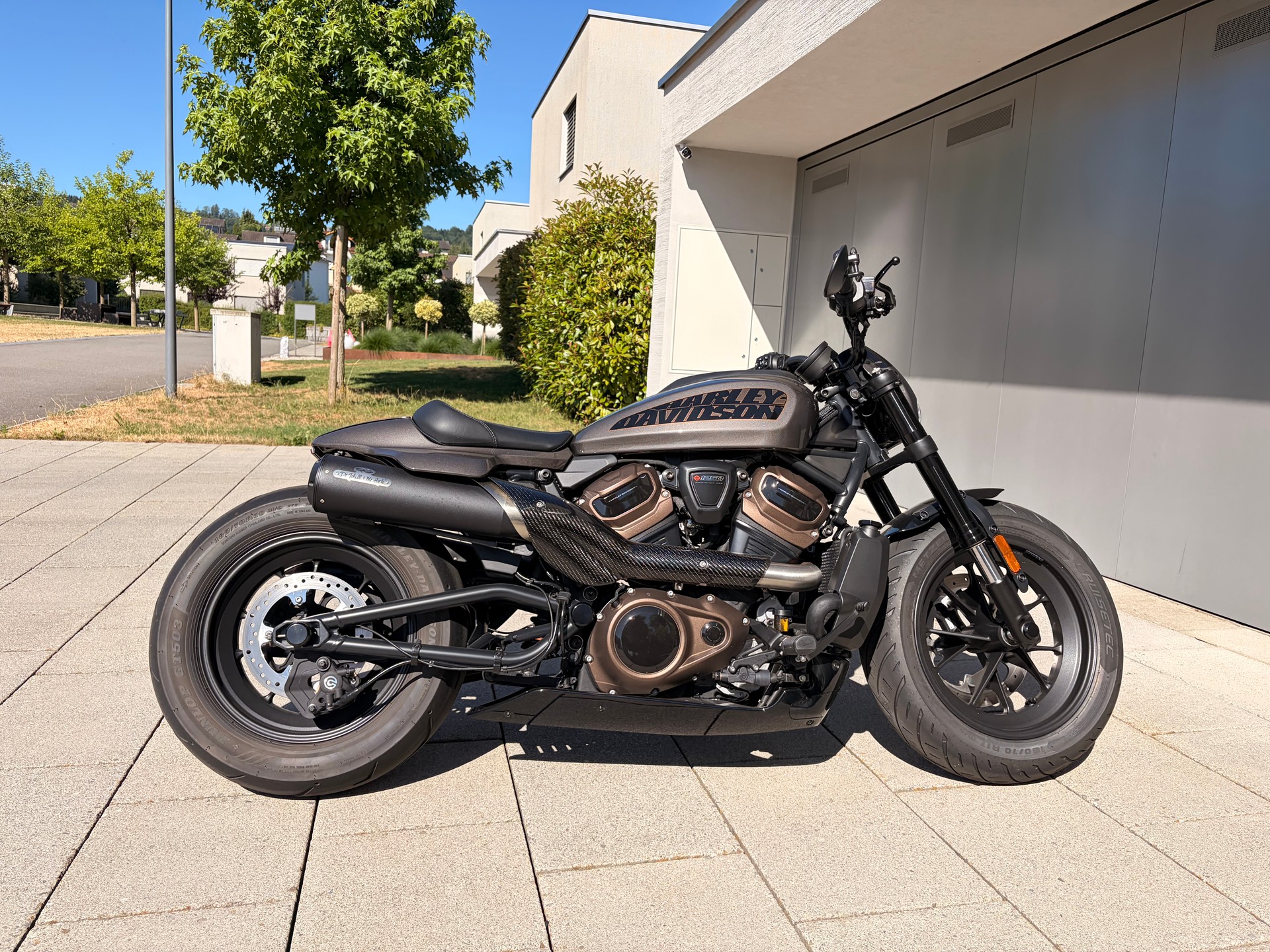 HARLEY-DAVIDSON RH 1250 Sportster S-image-1