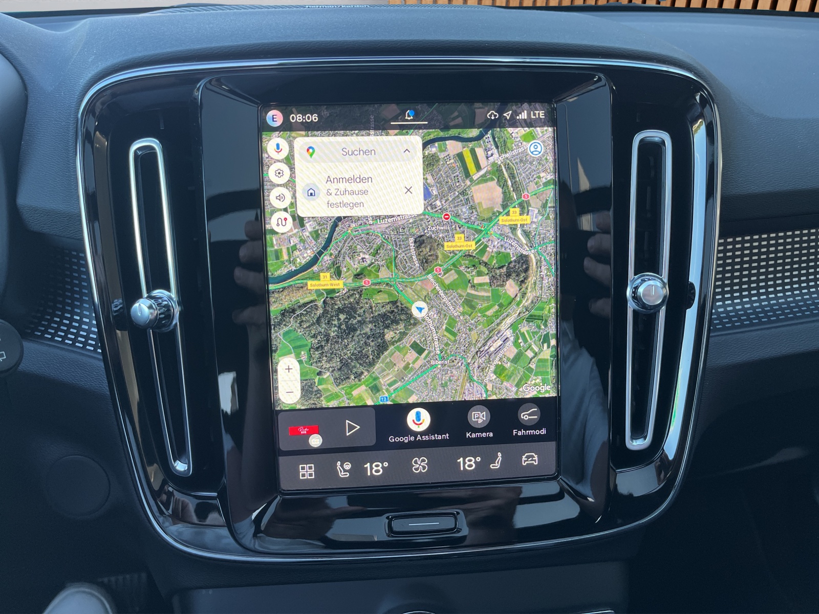 VOLVO EX40 Twin Performance Ultra AWD-image-13