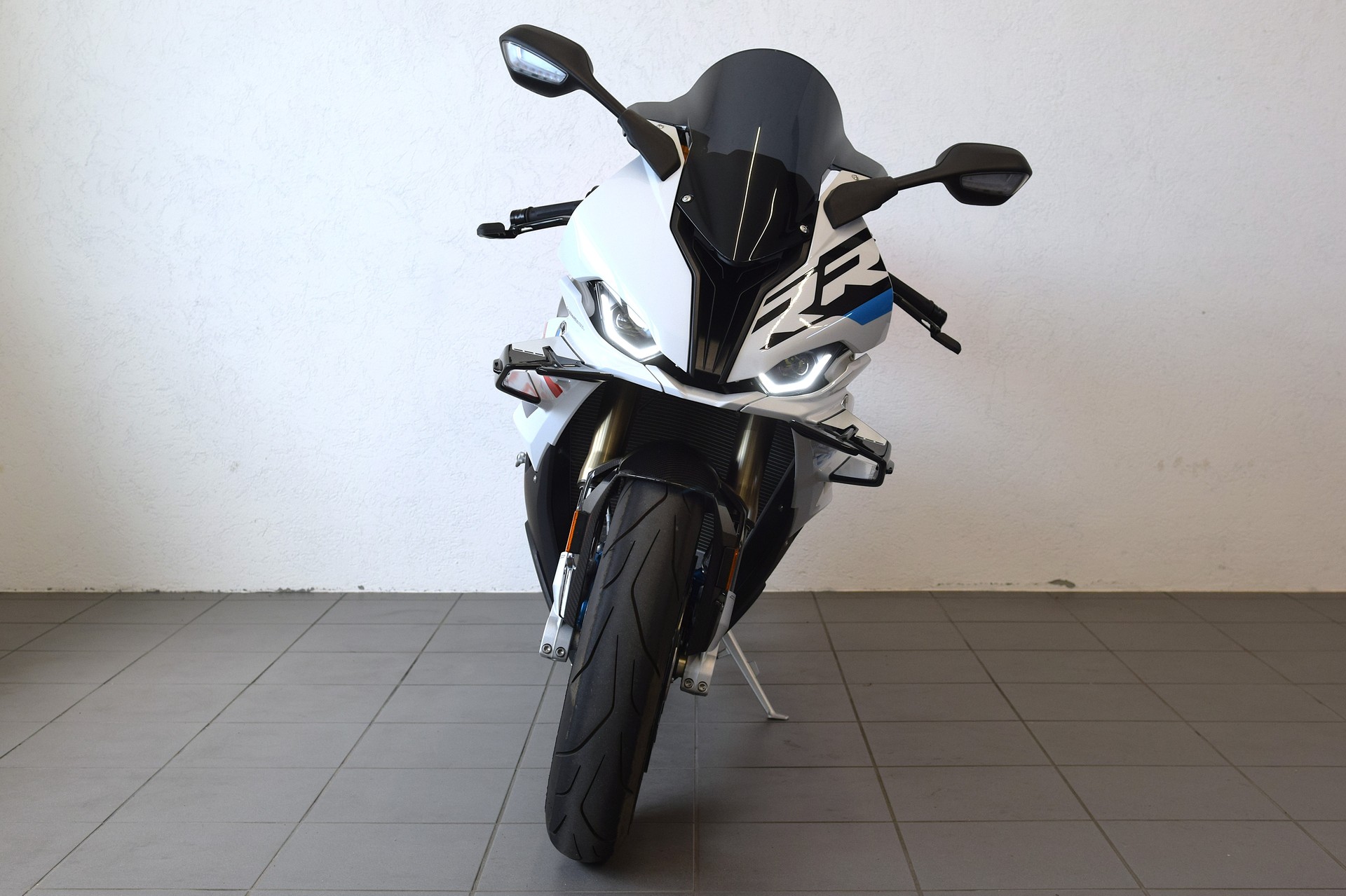 BMW S 1000 RR-image-9
