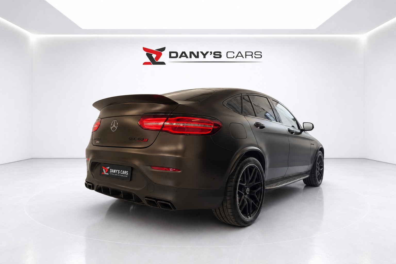 MERCEDES-BENZ GLC Coupé 63 S AMG 4Matic+ 9G-Tronic-showroom-element-3