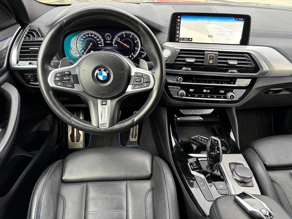 BMW X4 xDrive 20d M Sport X Steptronic-image-12