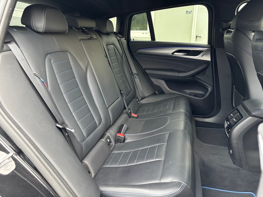 BMW X4 xDrive 20d M Sport X Steptronic-image-19