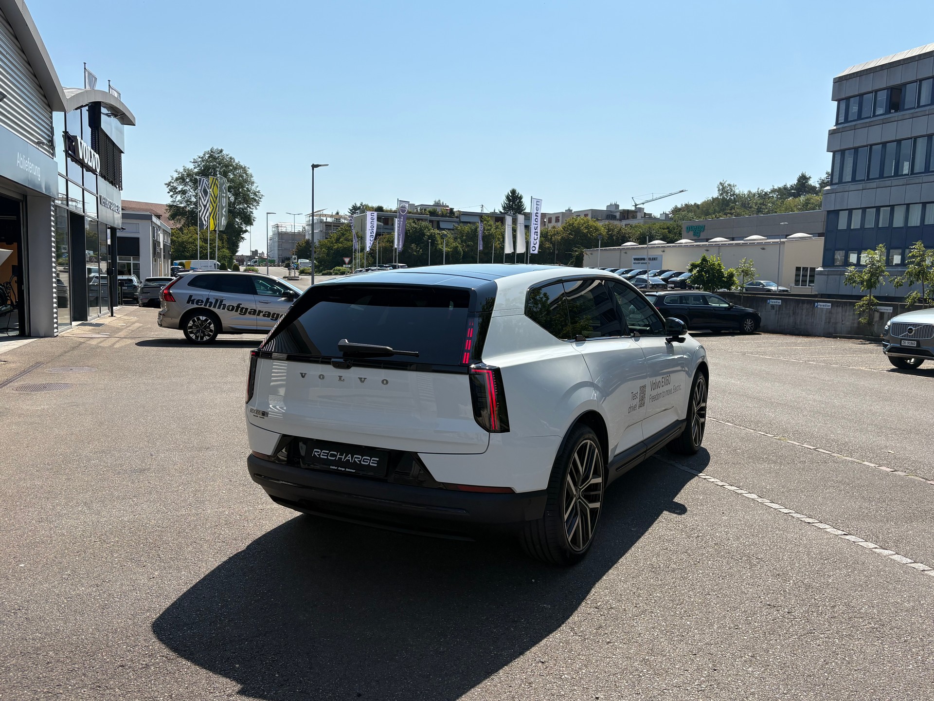 VOLVO EX60 Twin Ultra AWD-image-7