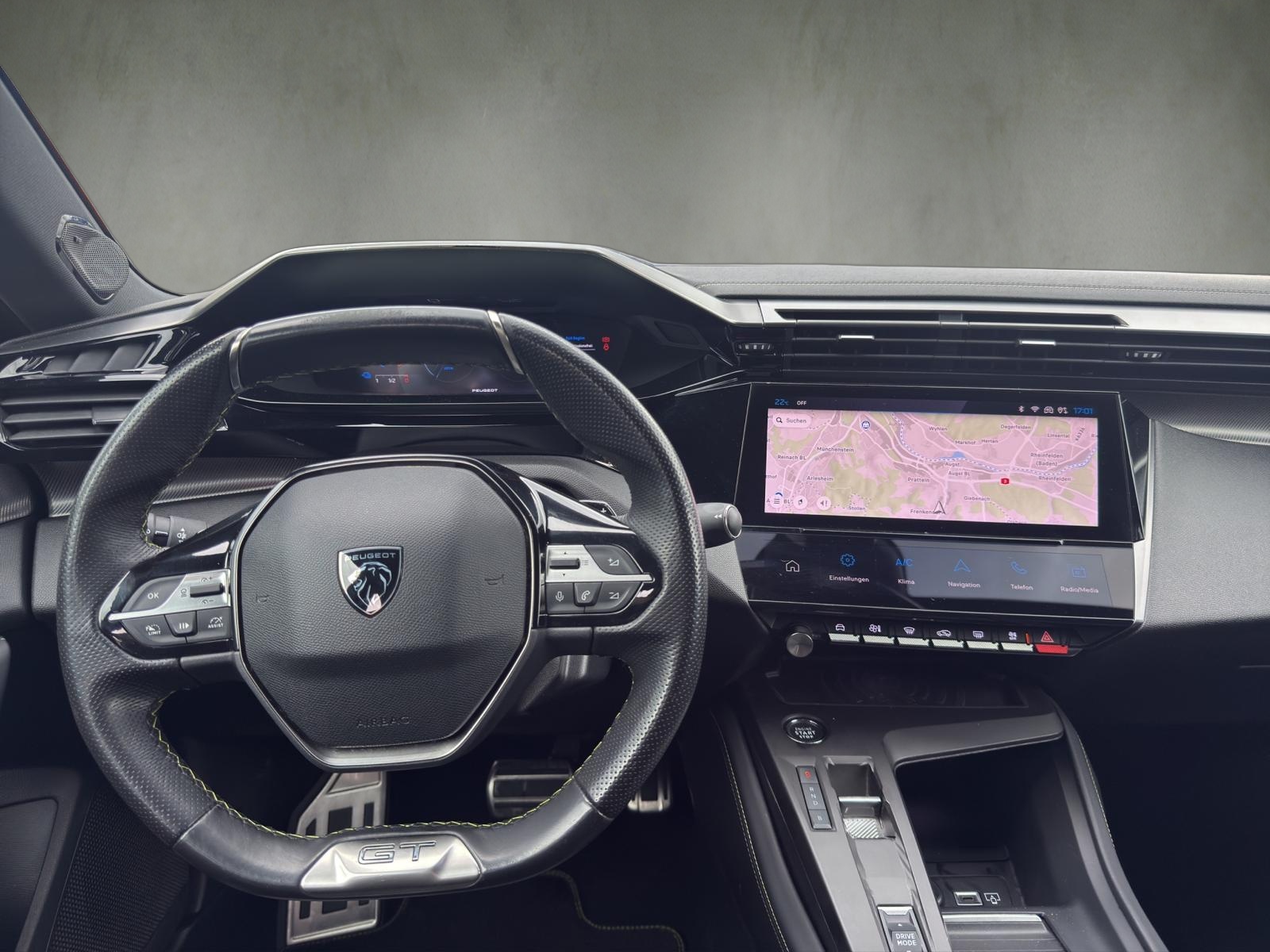 PEUGEOT 308 1.6 PHEV 225 GT Pack-image-12
