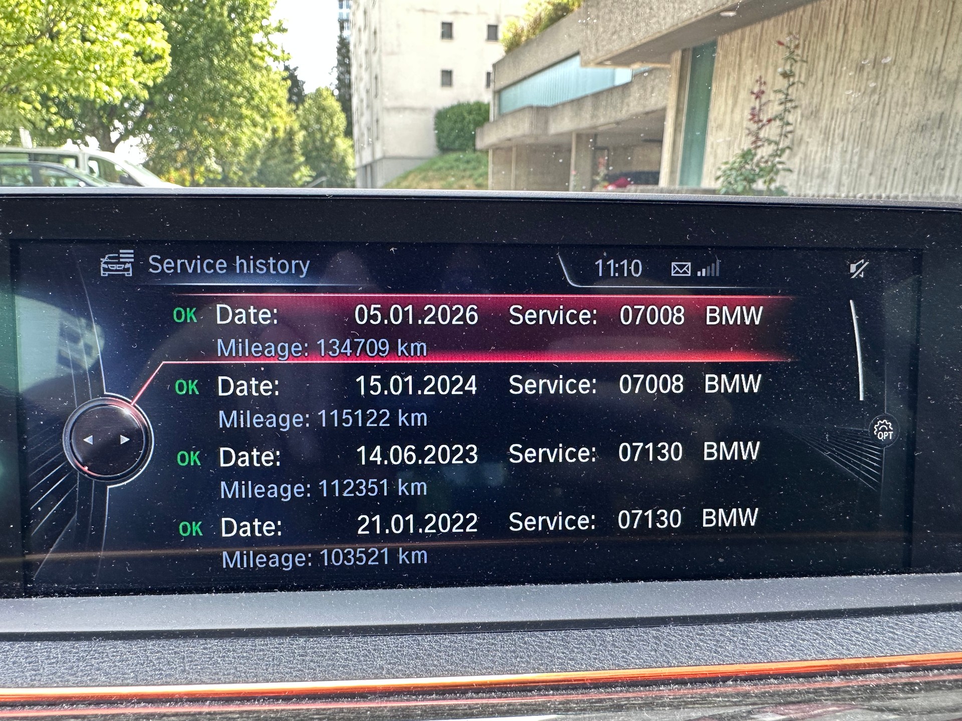 BMW 320i xDrive Touring Modern Line Steptronic-image-11
