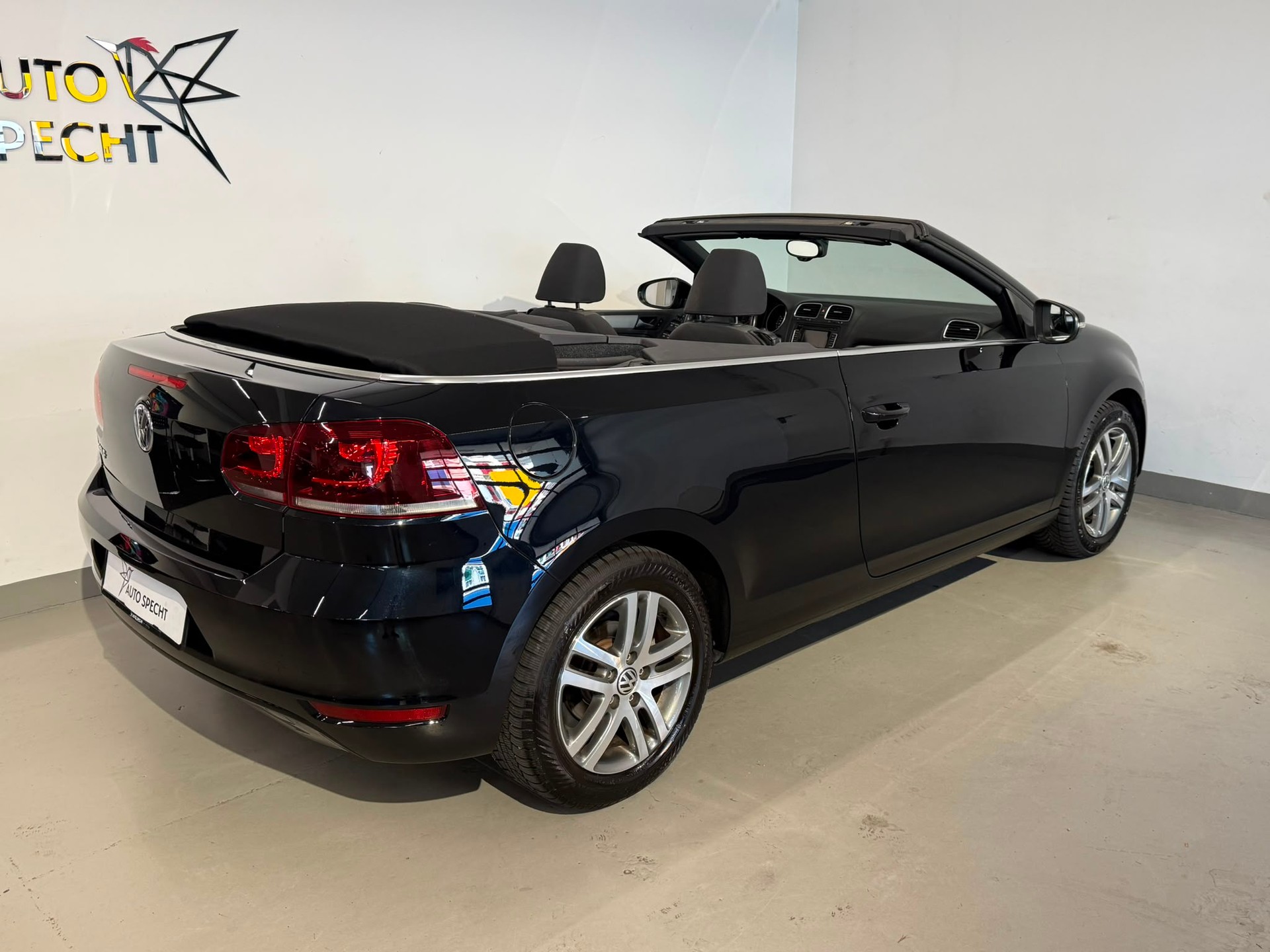 VW Golf Cabrio 1.4 TSI DSG-showroom-element-3