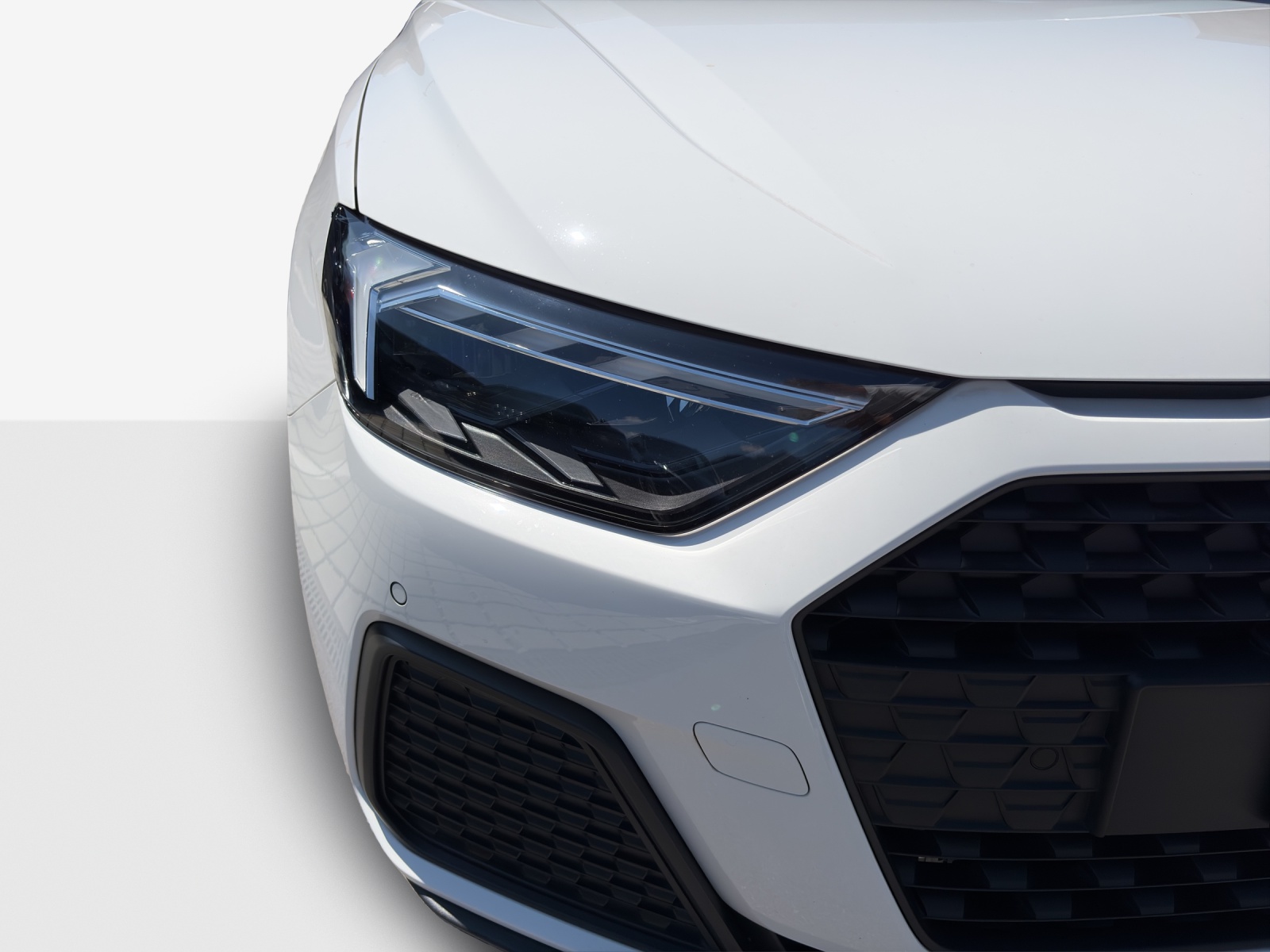 AUDI A1 Sportback 30 TFSI Attraction S-tronic-image-14
