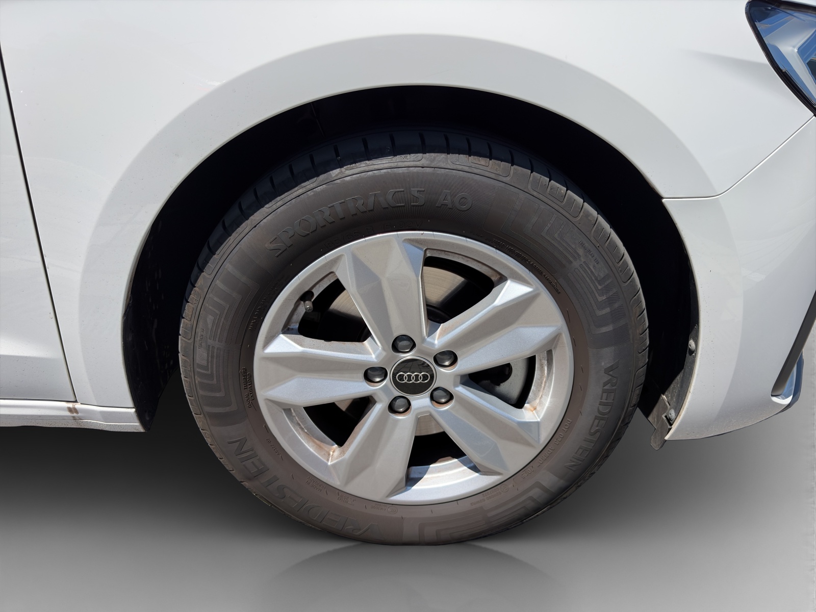 AUDI A1 Sportback 30 TFSI Attraction S-tronic-image-15