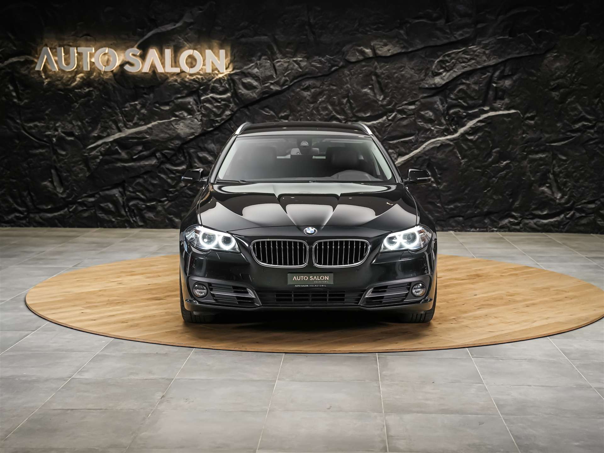 BMW 520d Touring xDrive Steptronic *CH Auto*El. Sitze*Sitzheizung*-image-6