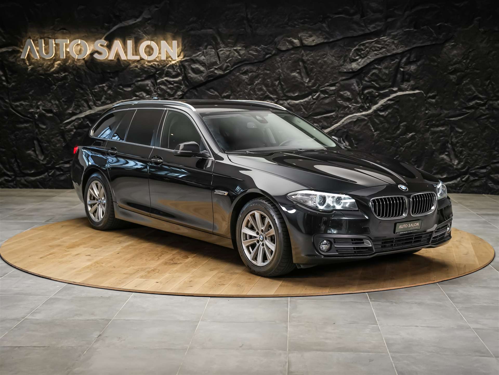 BMW 520d Touring xDrive Steptronic *CH Auto*El. Sitze*Sitzheizung*-image-5