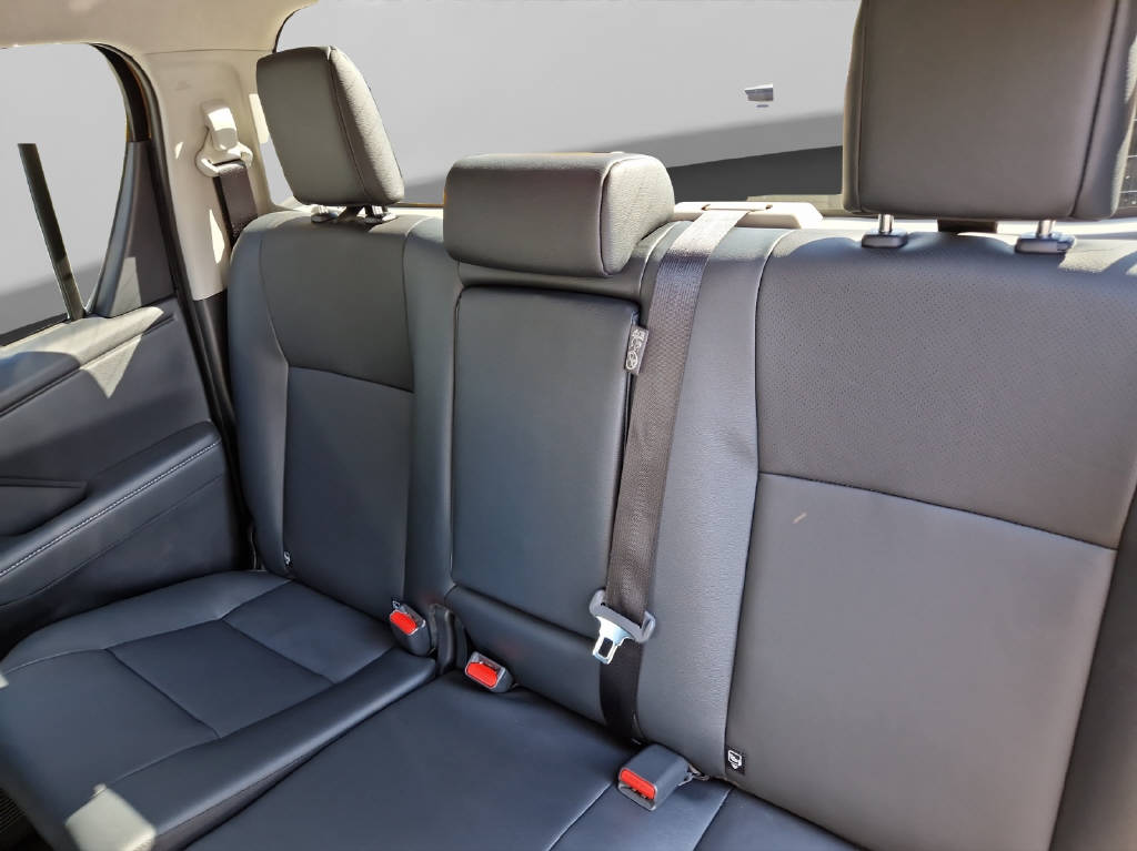 TOYOTA Hilux Double Cab.-Pick-up 2.8 48153/000-image-12