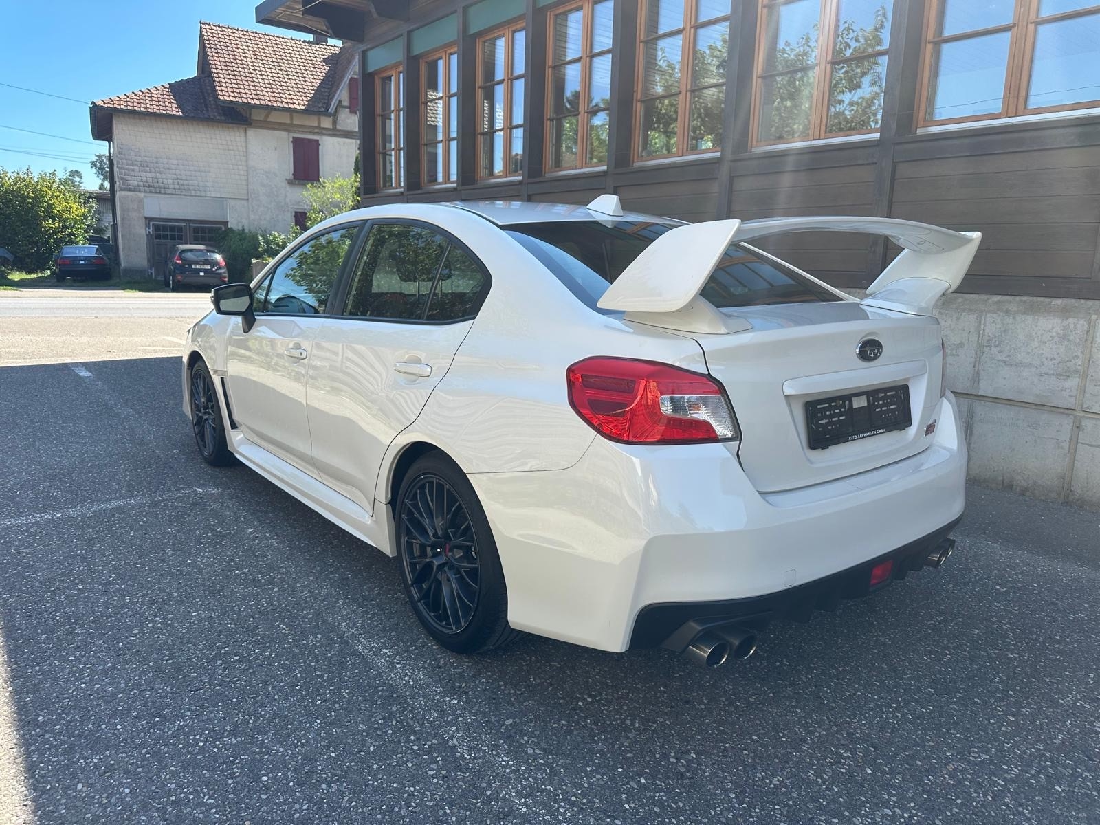 SUBARU WRX 2.5 Turbo 4WD STI Sport S-showroom-element-2