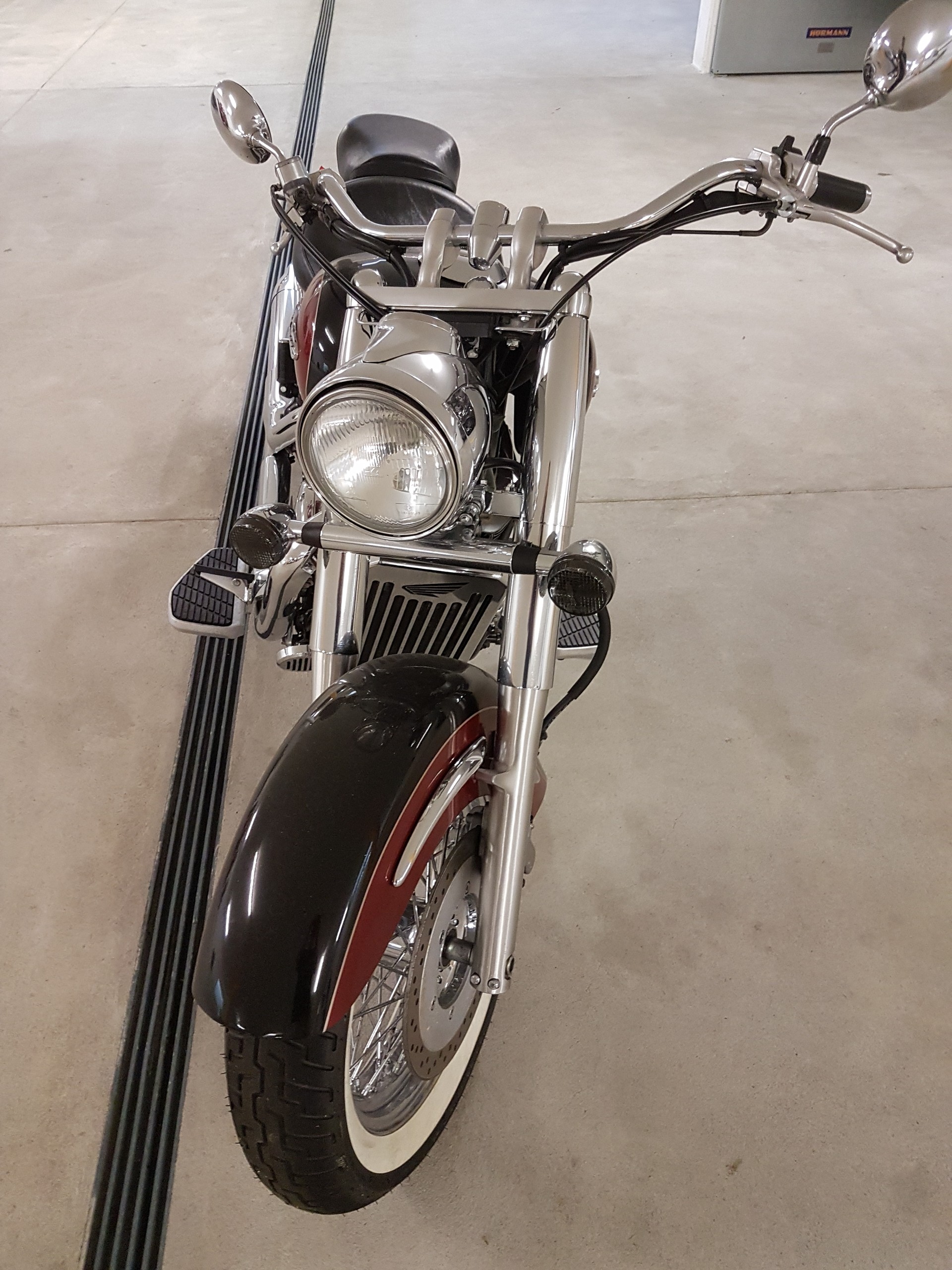 HONDA VT 1100 C3 Shadow Aero-image-10
