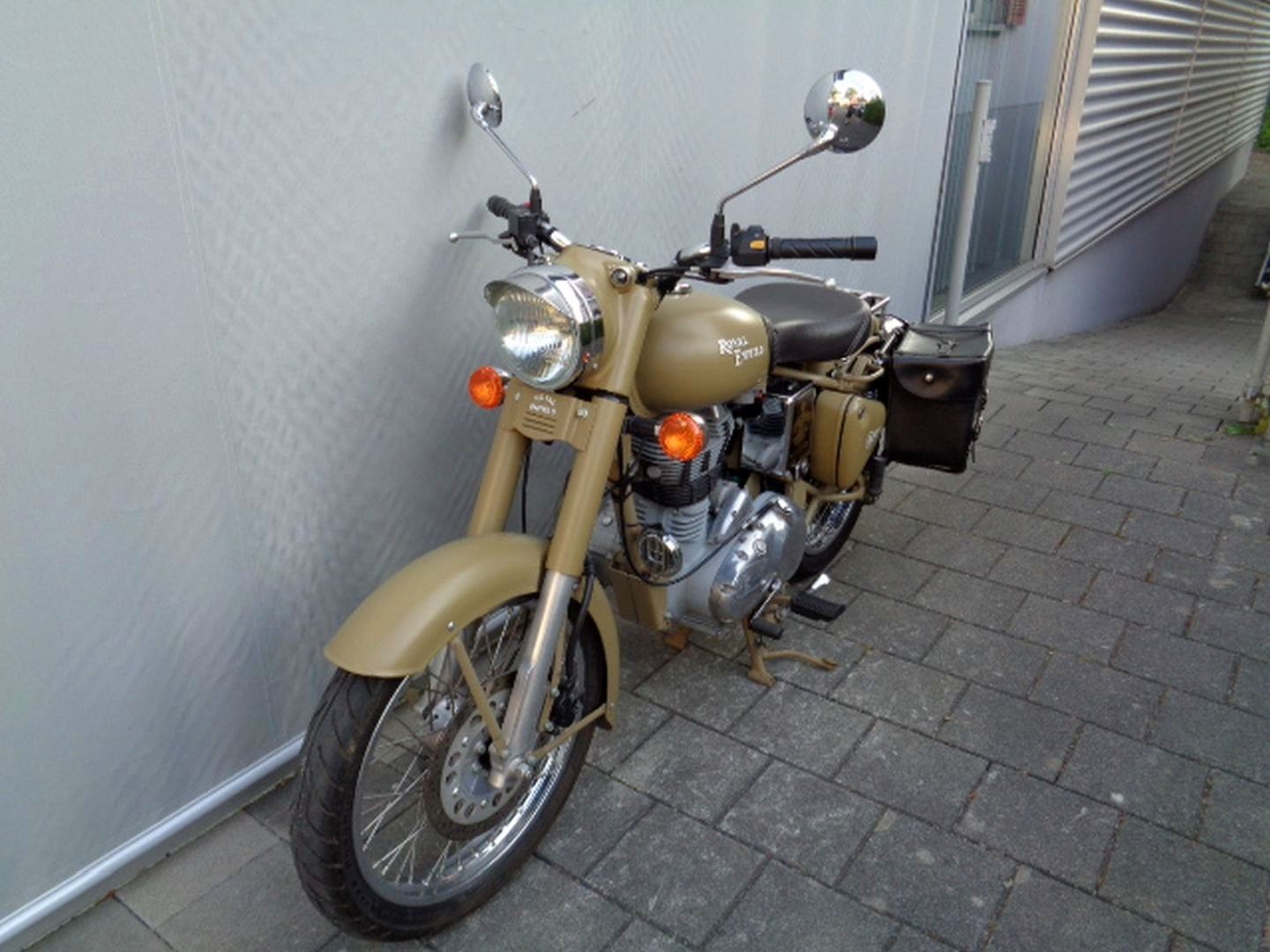 ROYAL ENFIELD CLASSIC 500 EFI-image-1